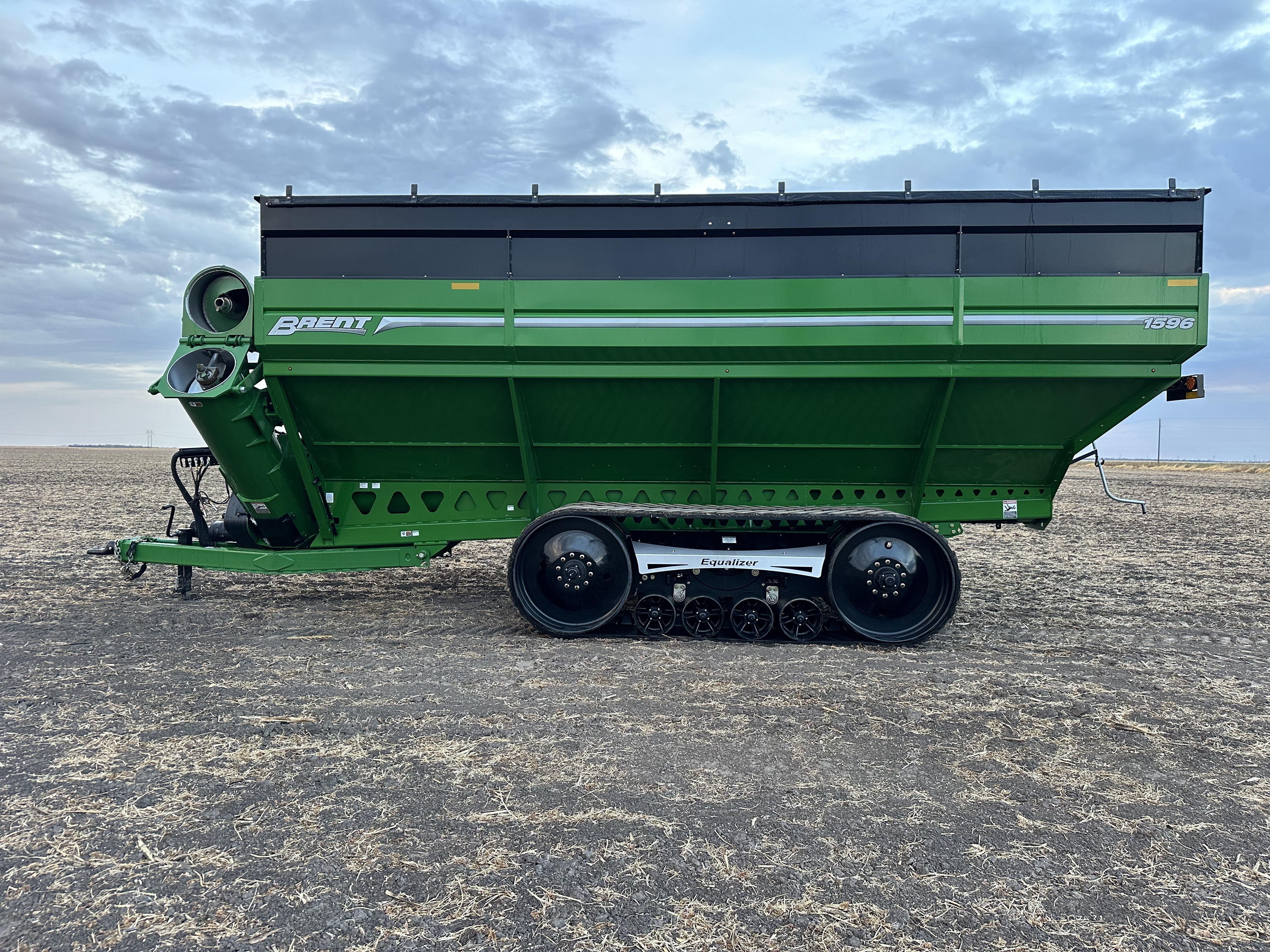 2020 Brent 1596 Grain Cart