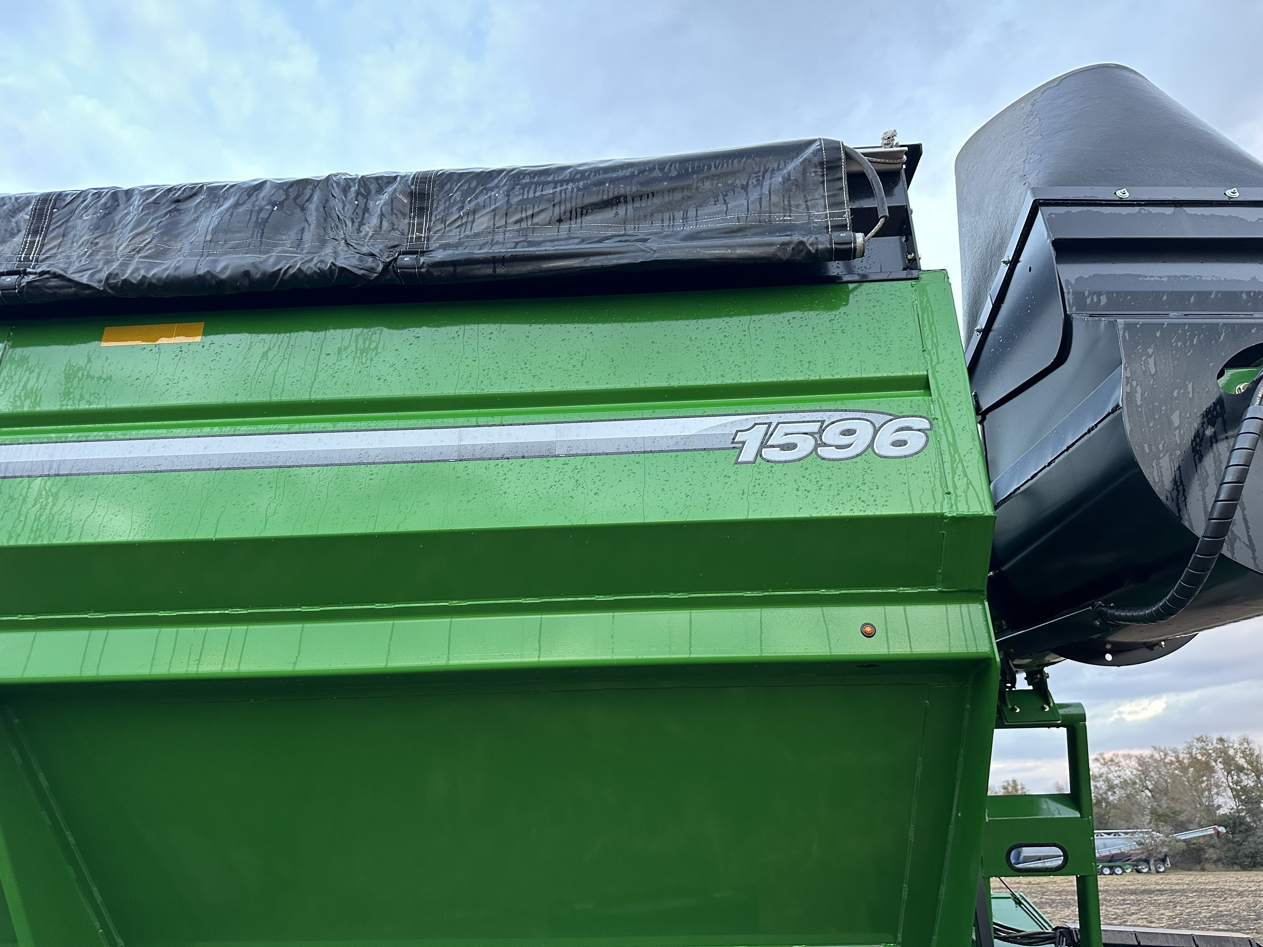 2020 Brent 1596 Grain Cart