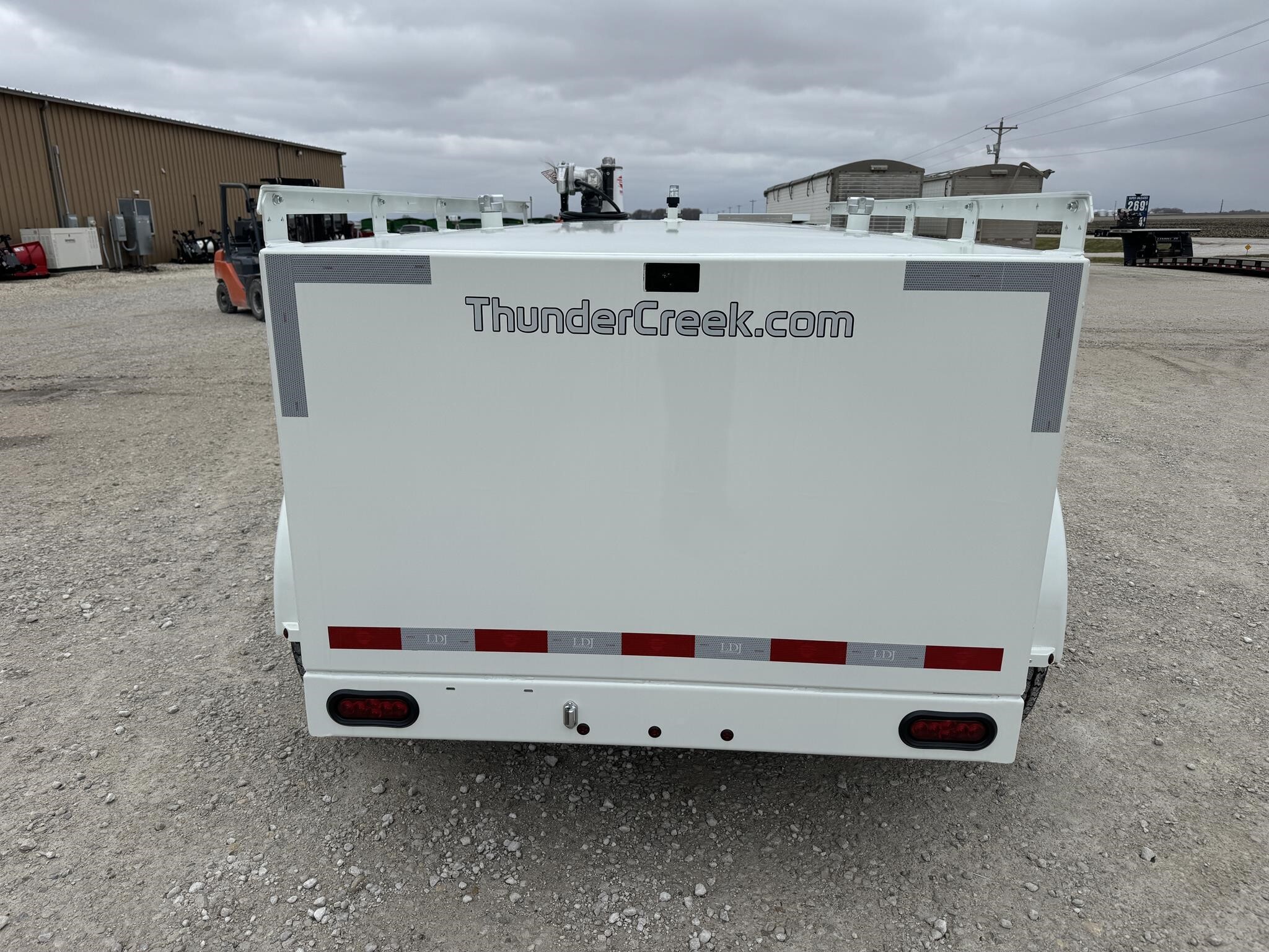 2025 Thunder Creek EV990 Fuel Trucks/Trailer