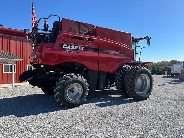 2015 Case IH 8240 Combine