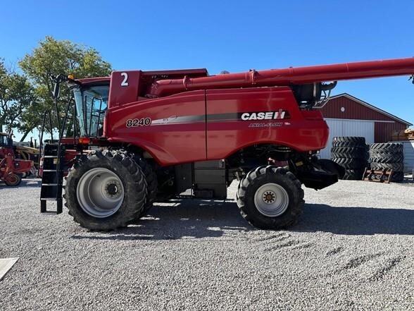 2015 Case IH 8240 Combine