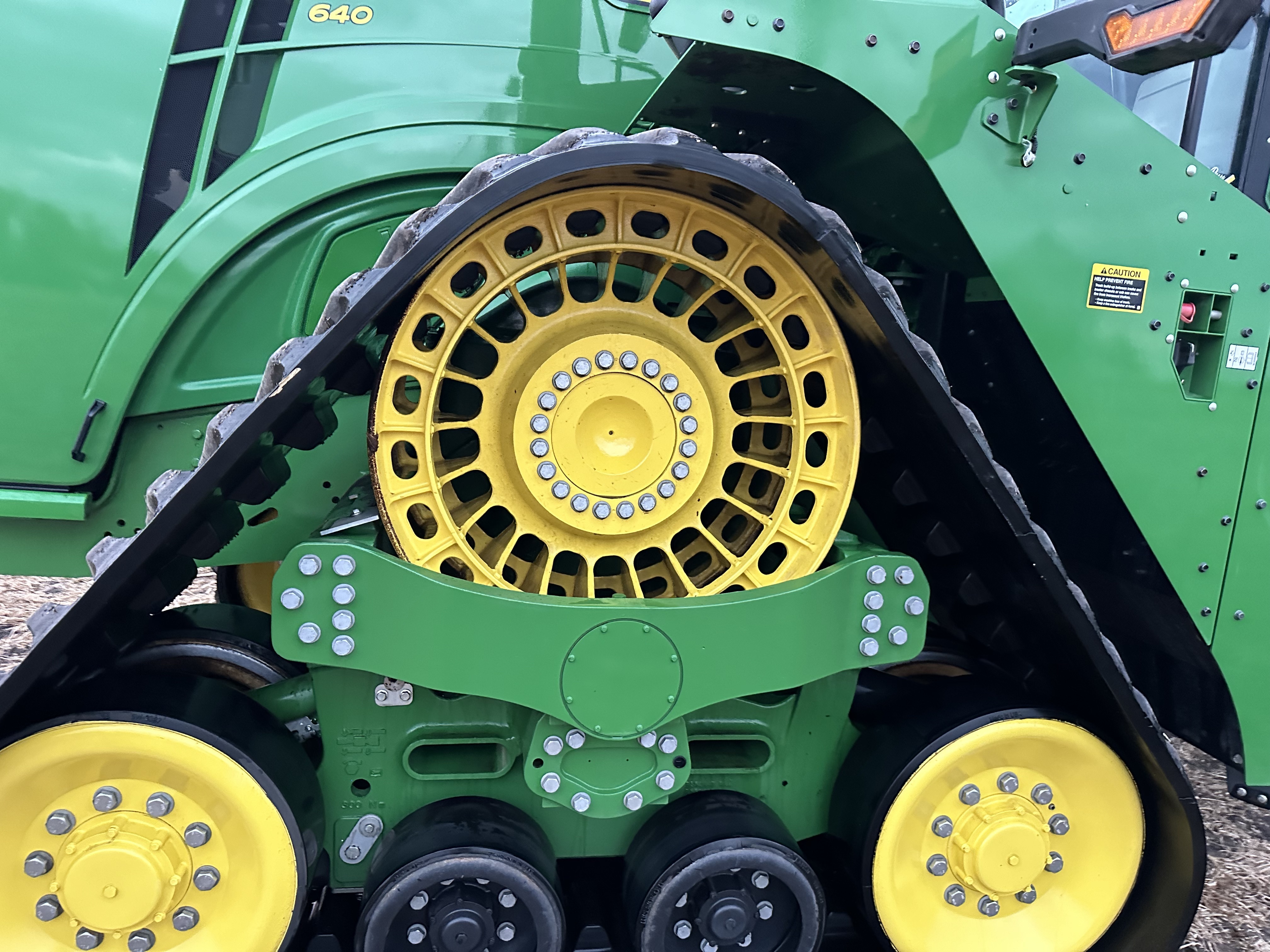 2022 John Deere 9RX 640 Tractor