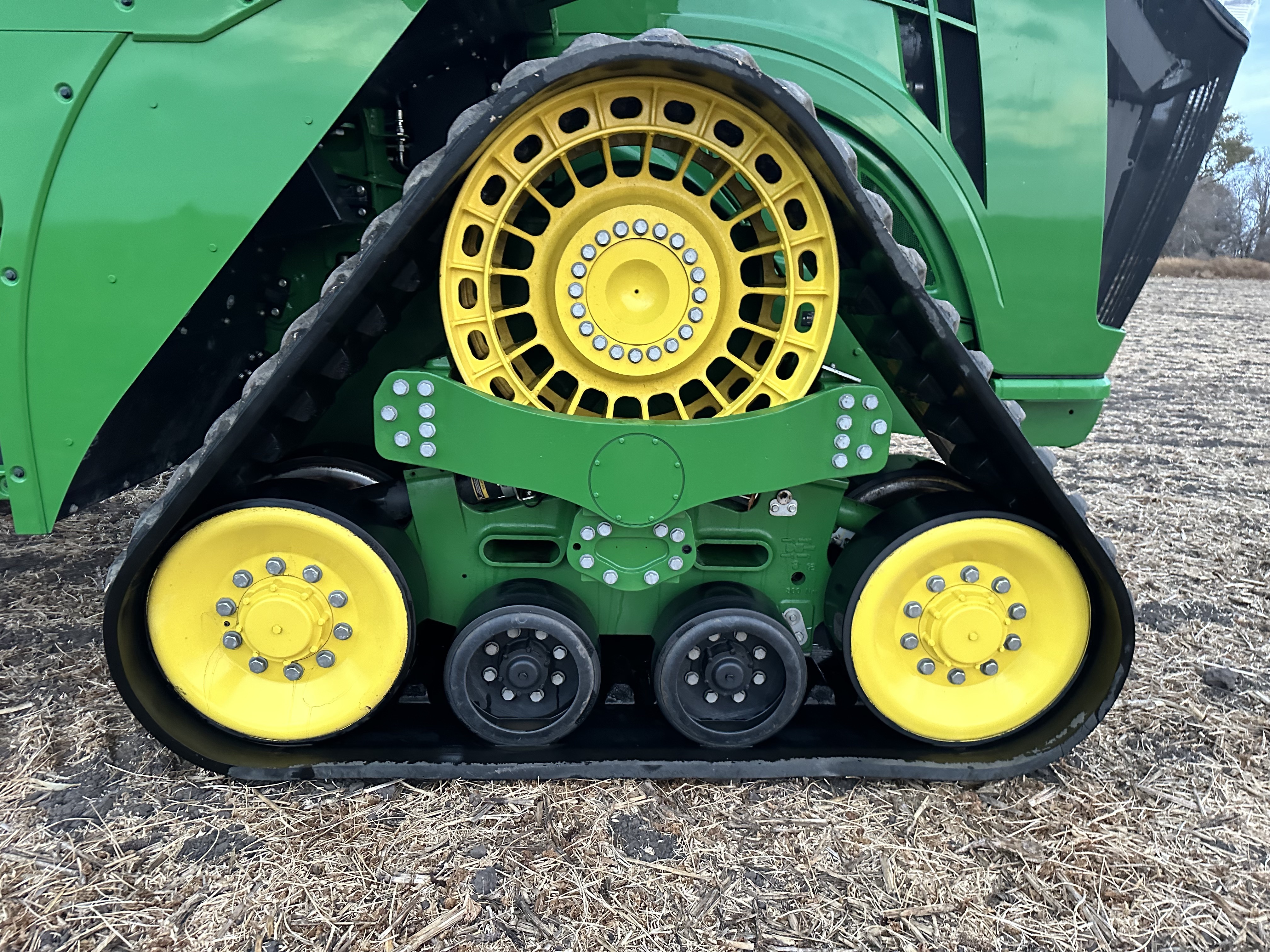 2022 John Deere 9RX 640 Tractor