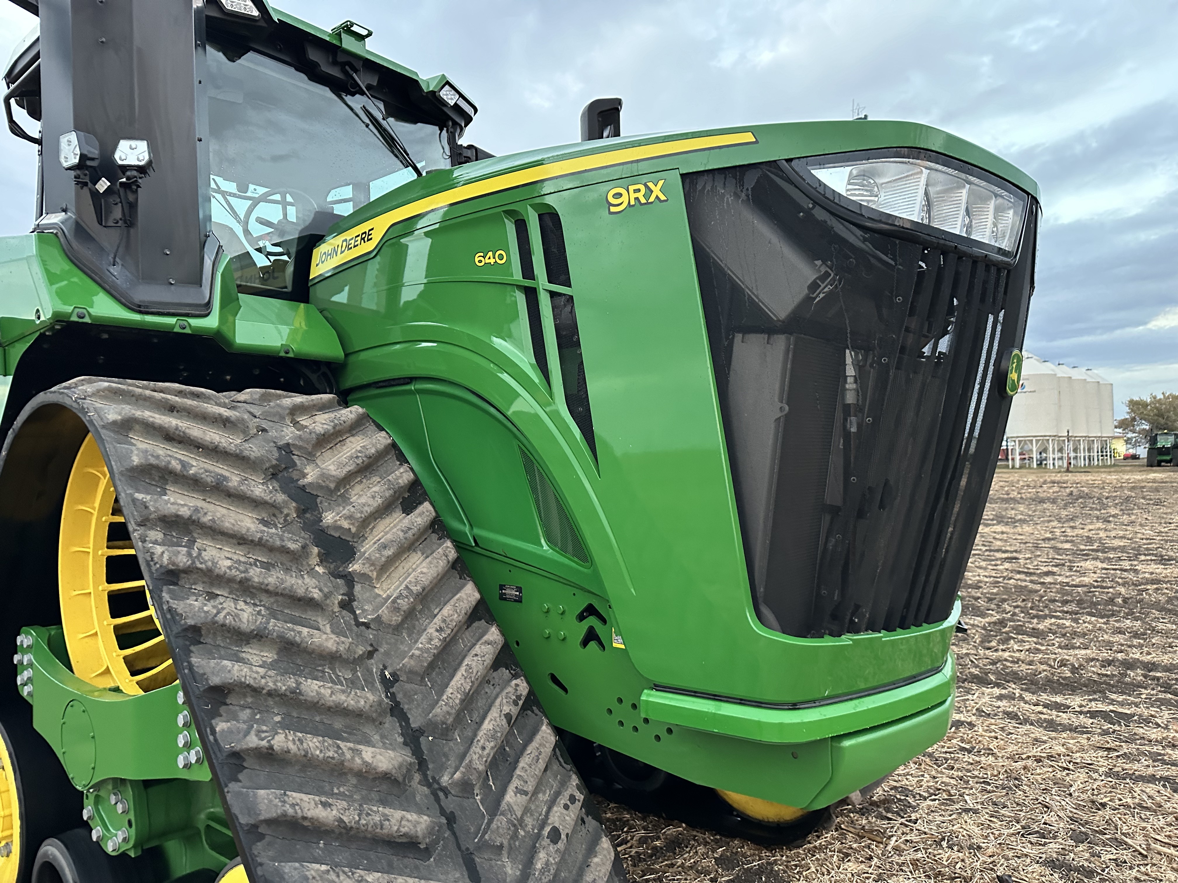 2022 John Deere 9RX 640 Tractor