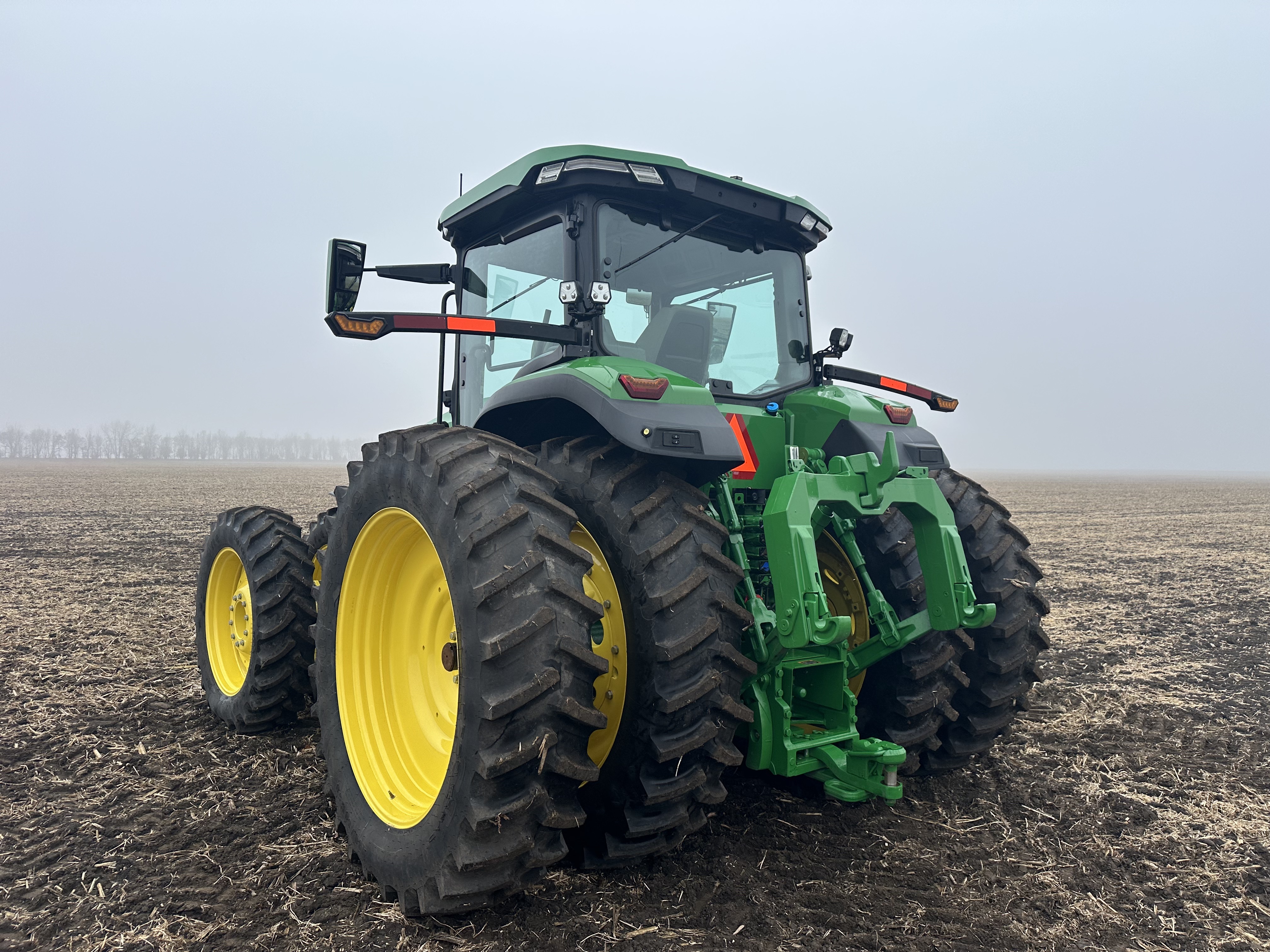 2023 John Deere 8R 310 Tractor