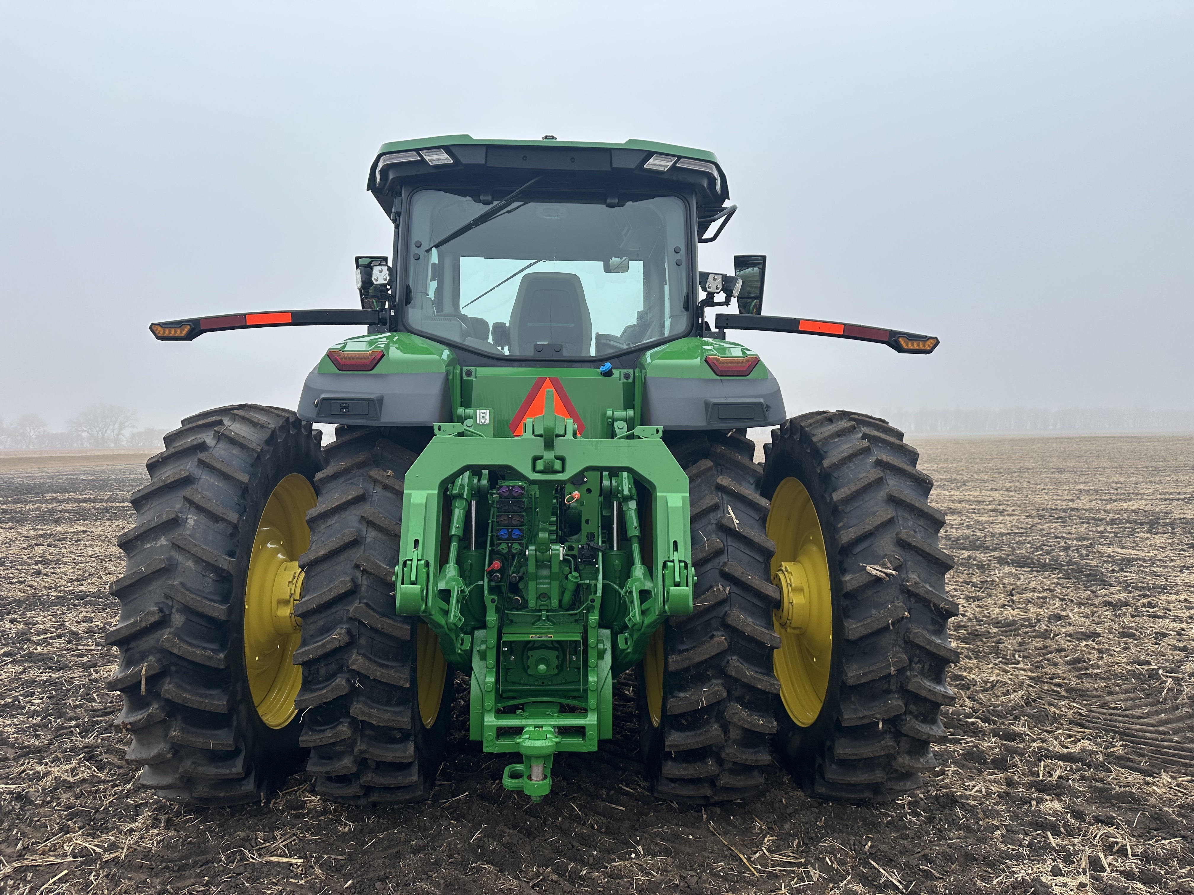 2023 John Deere 8R 310 Tractor