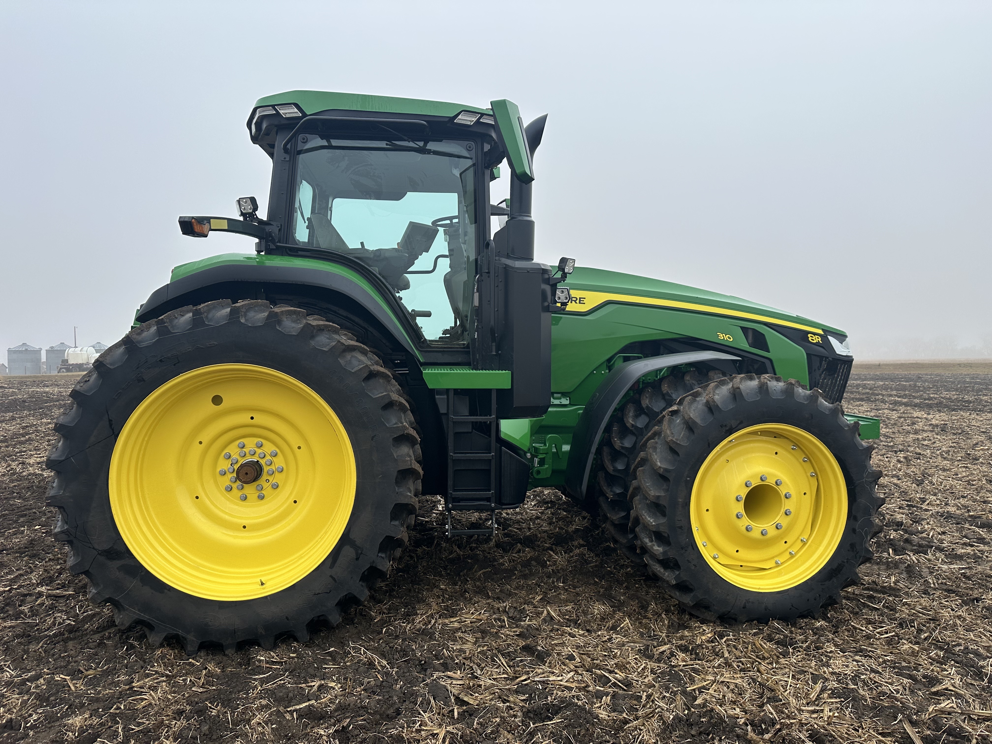 2023 John Deere 8R 310 Tractor