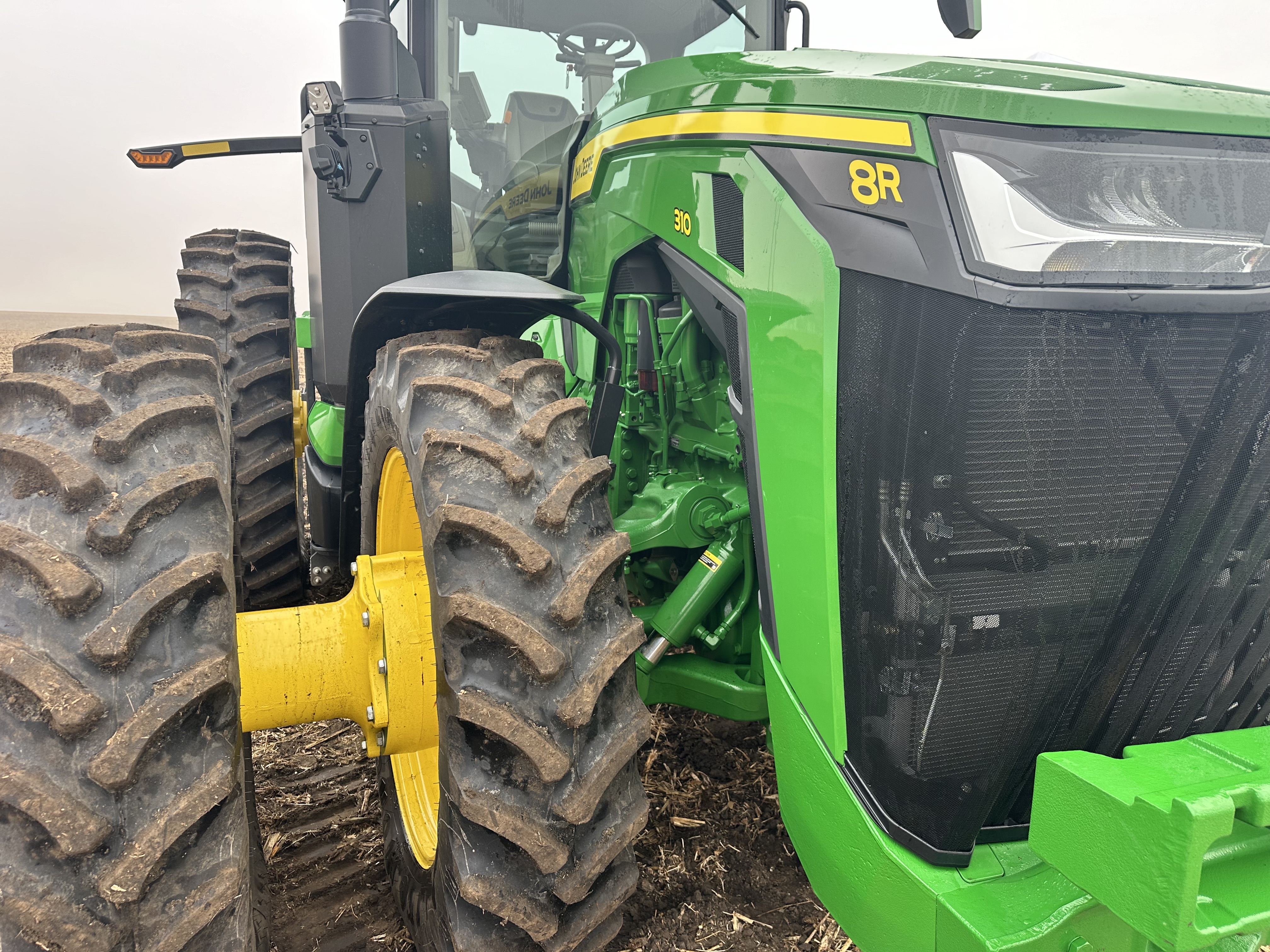 2023 John Deere 8R 310 Tractor
