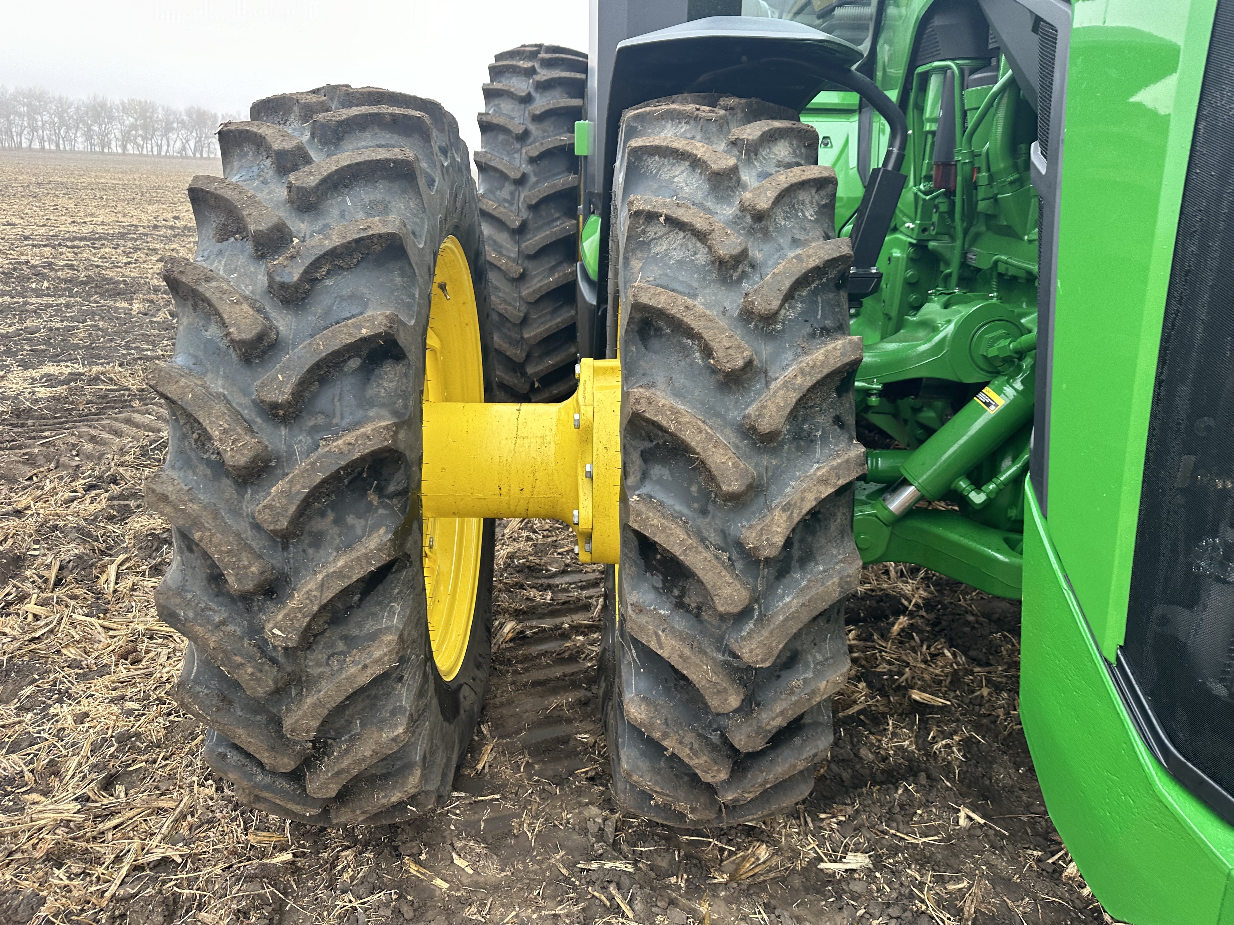 2023 John Deere 8R 310 Tractor