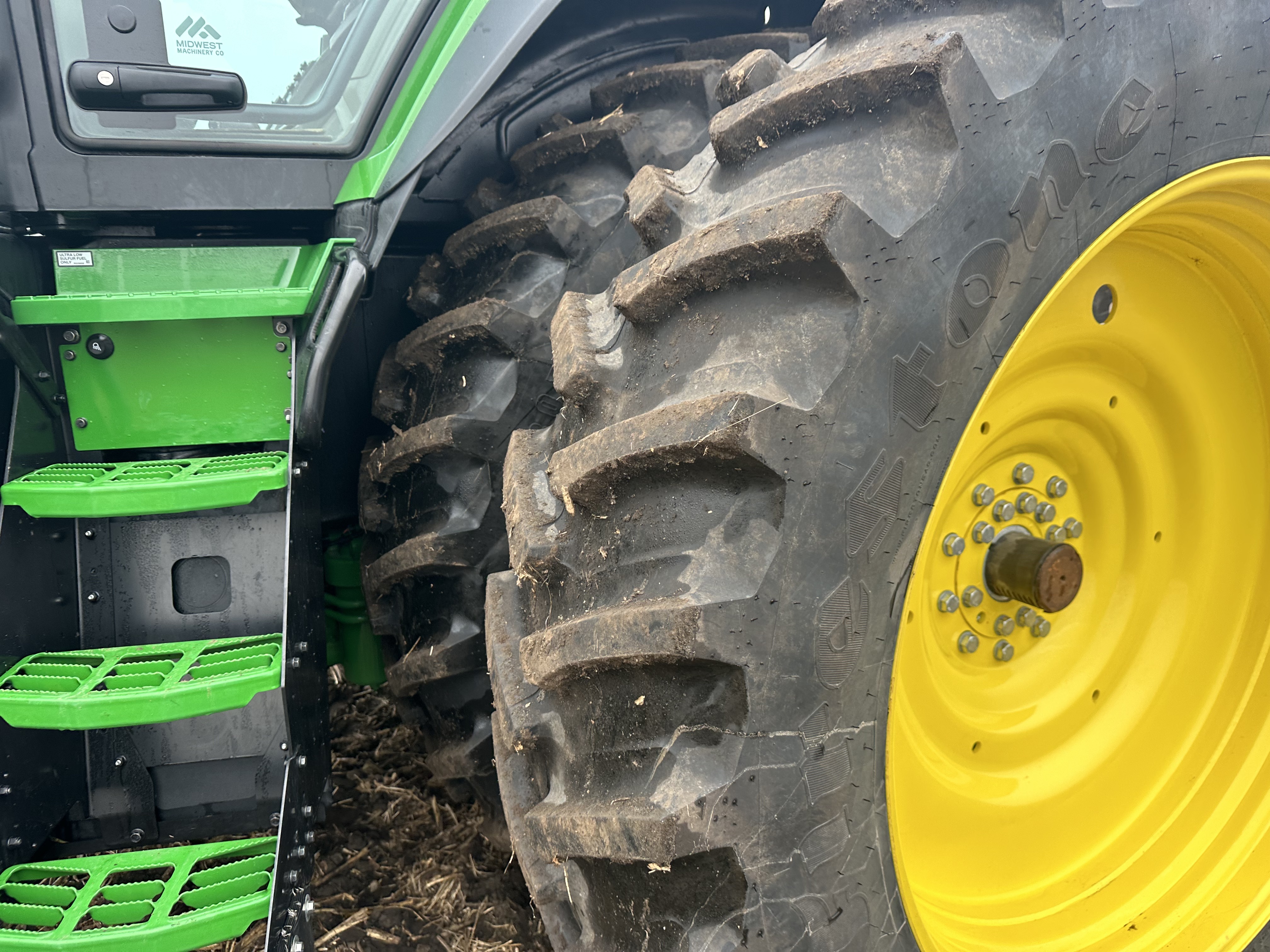 2023 John Deere 8R 310 Tractor