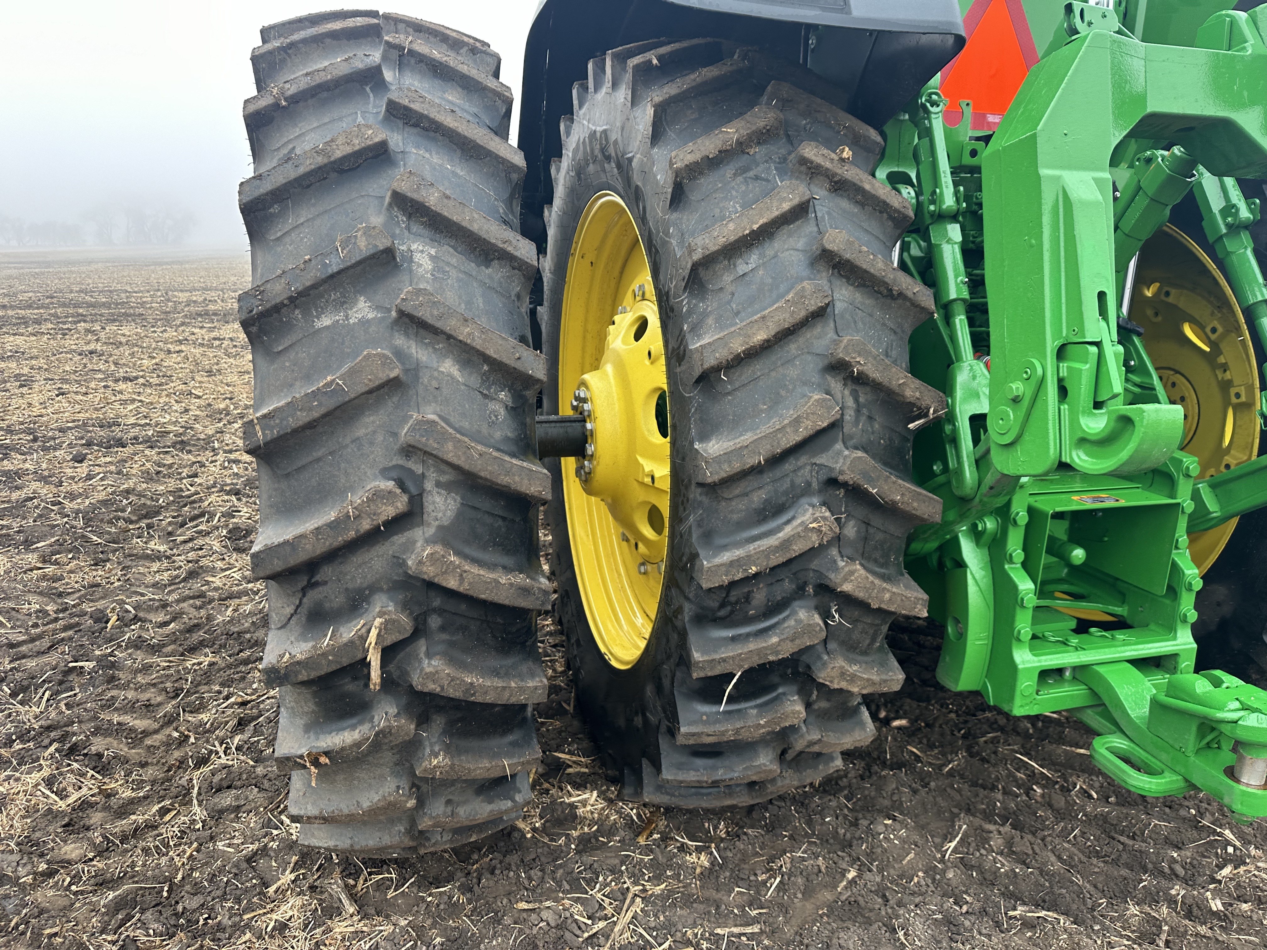 2023 John Deere 8R 310 Tractor