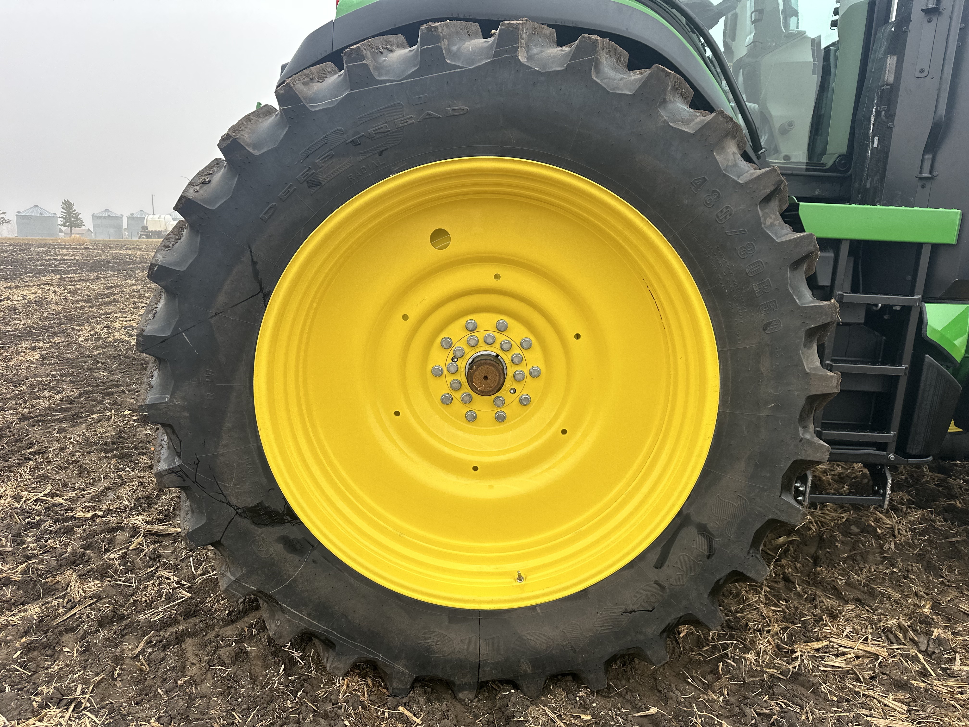 2023 John Deere 8R 310 Tractor