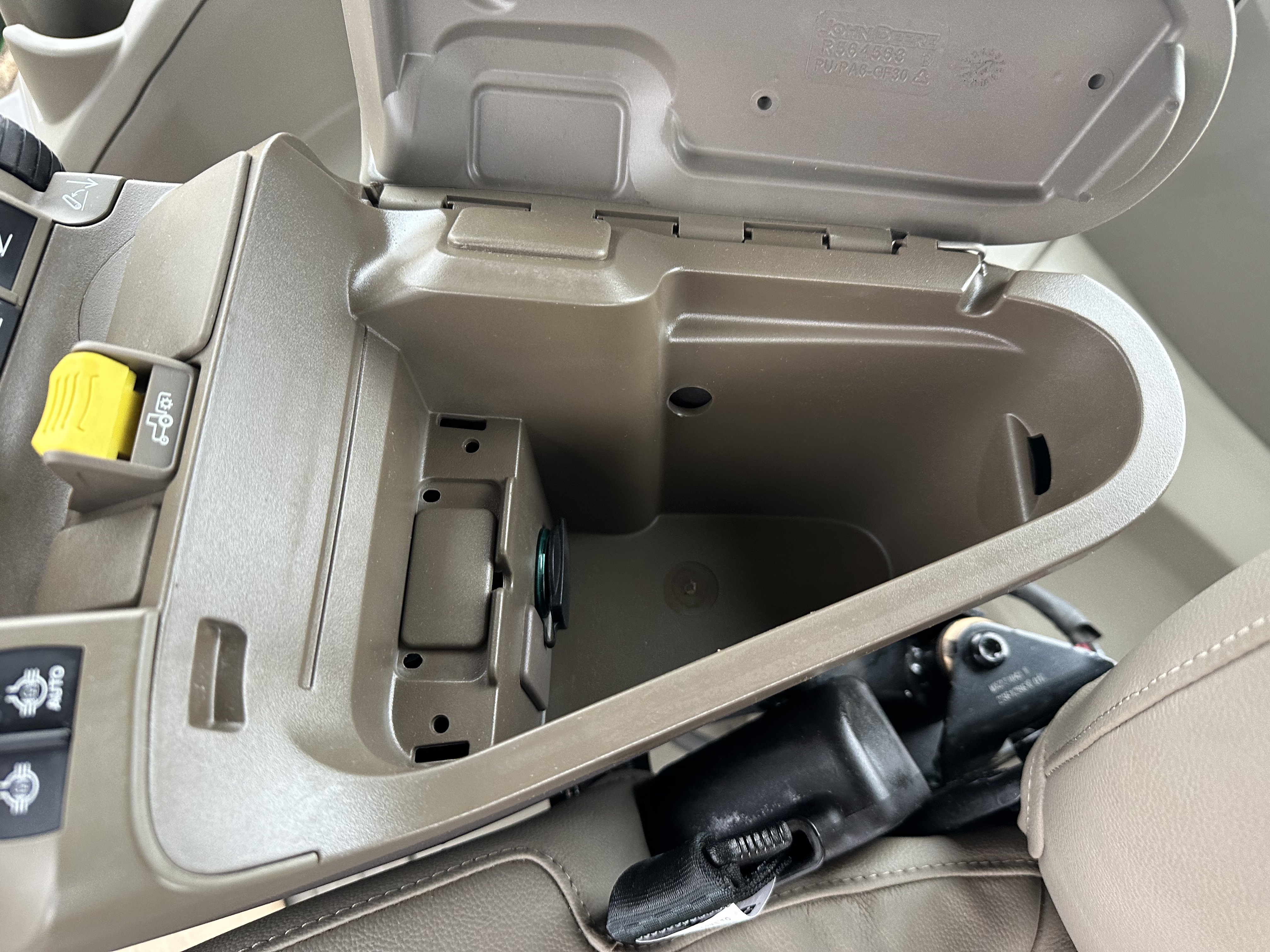 2023 John Deere 8R 310 Tractor