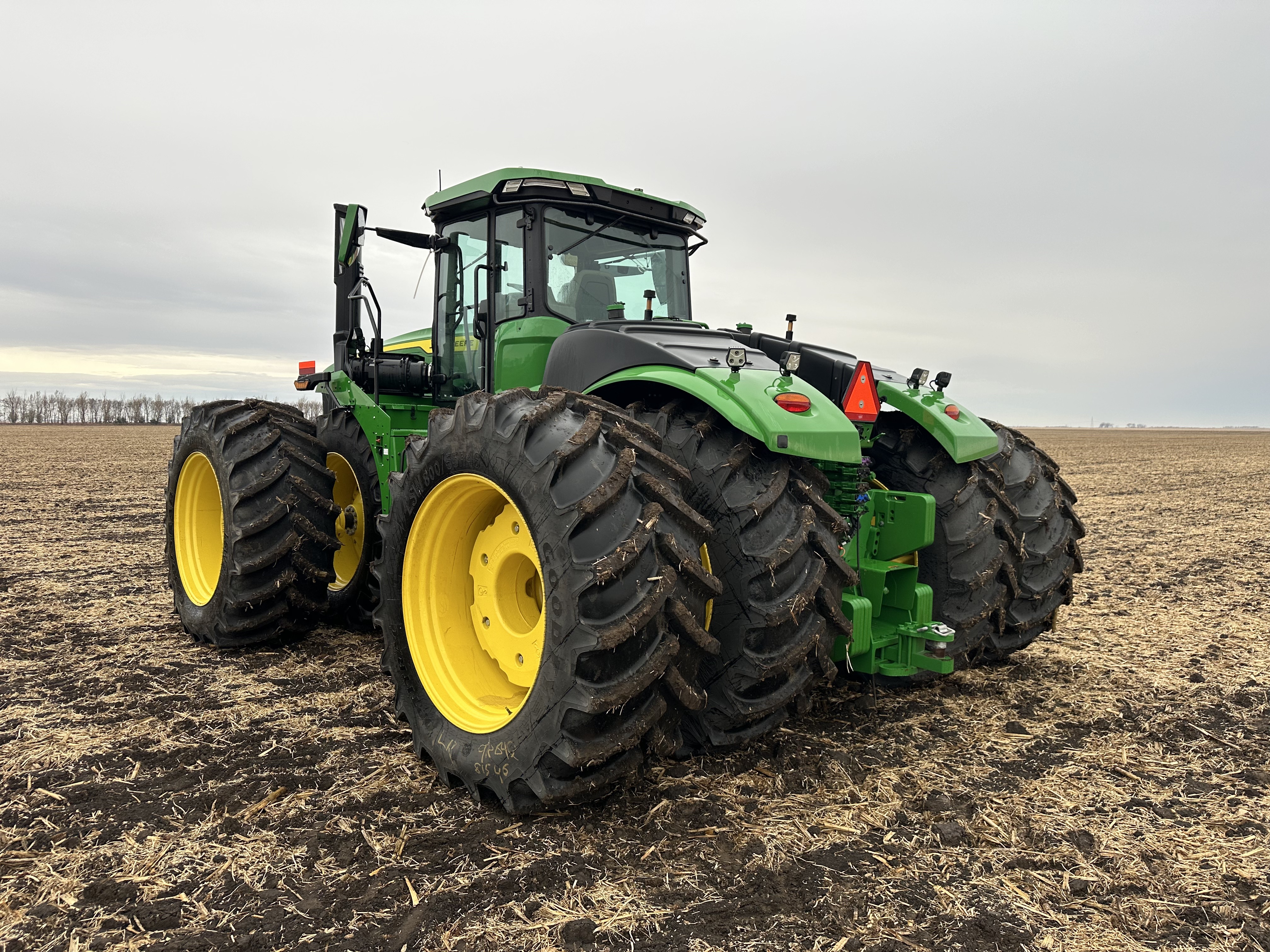 2023 John Deere 9R 640 Tractor