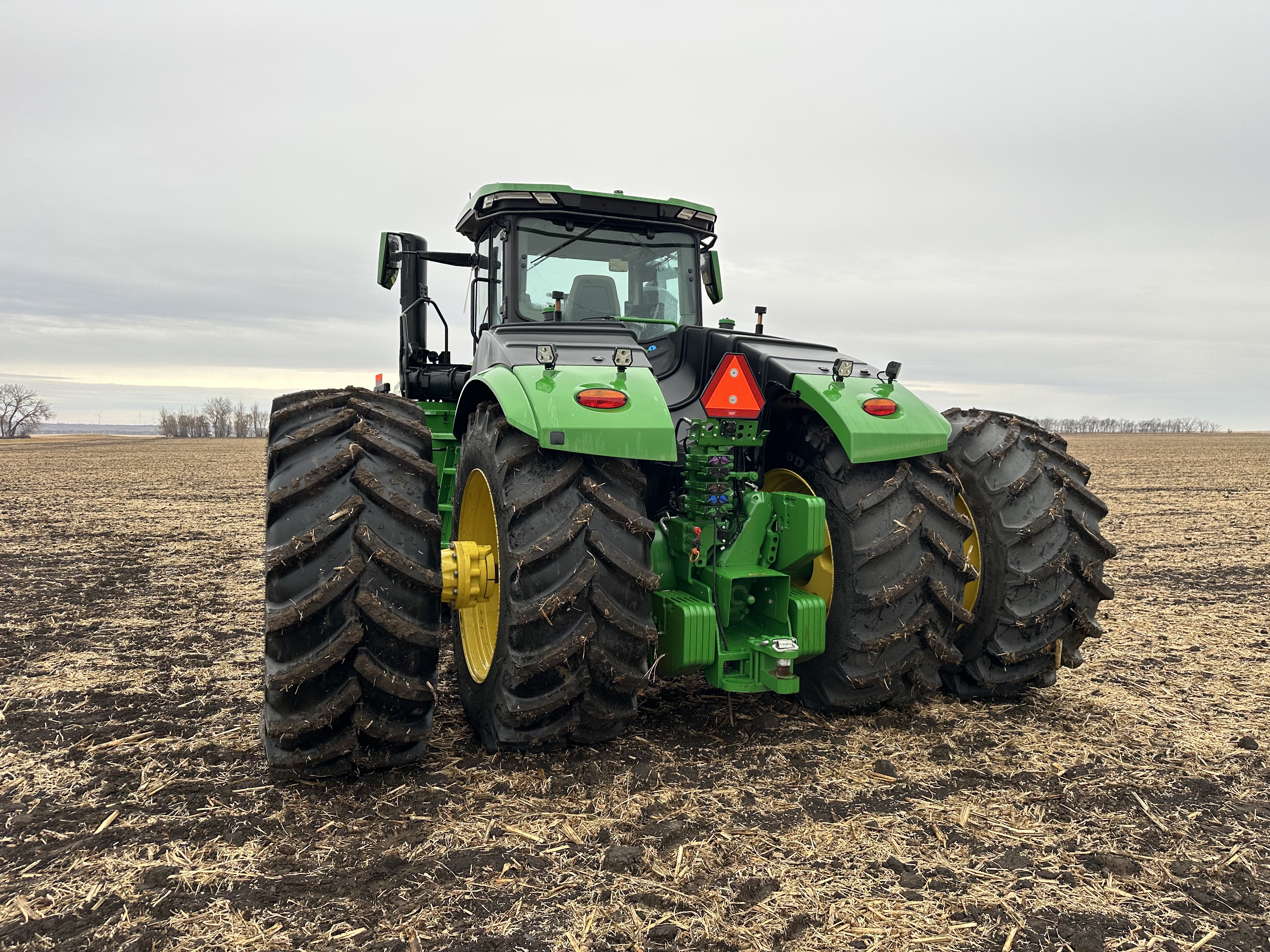 2023 John Deere 9R 640 Tractor