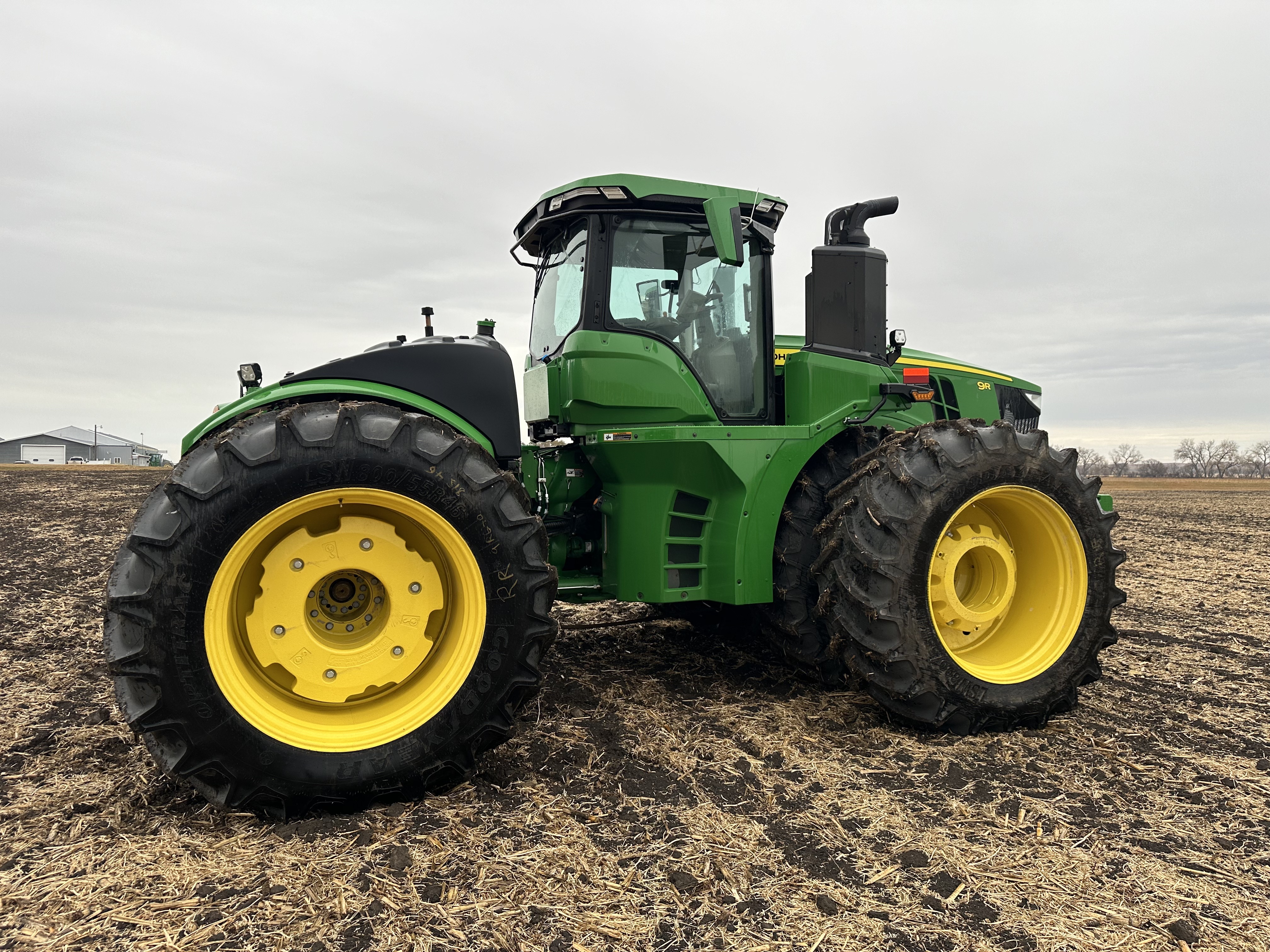 2023 John Deere 9R 640 Tractor