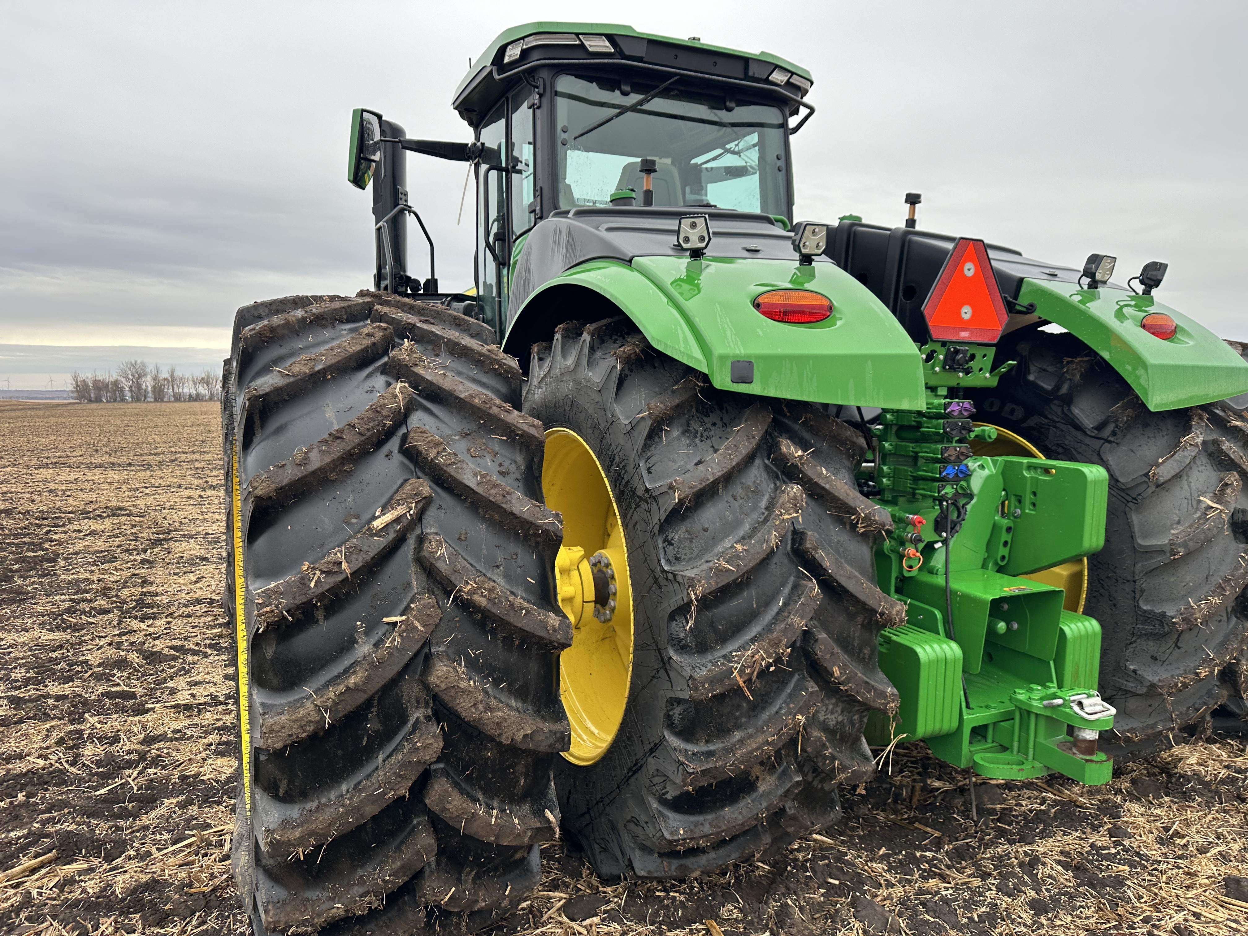 2023 John Deere 9R 640 Tractor