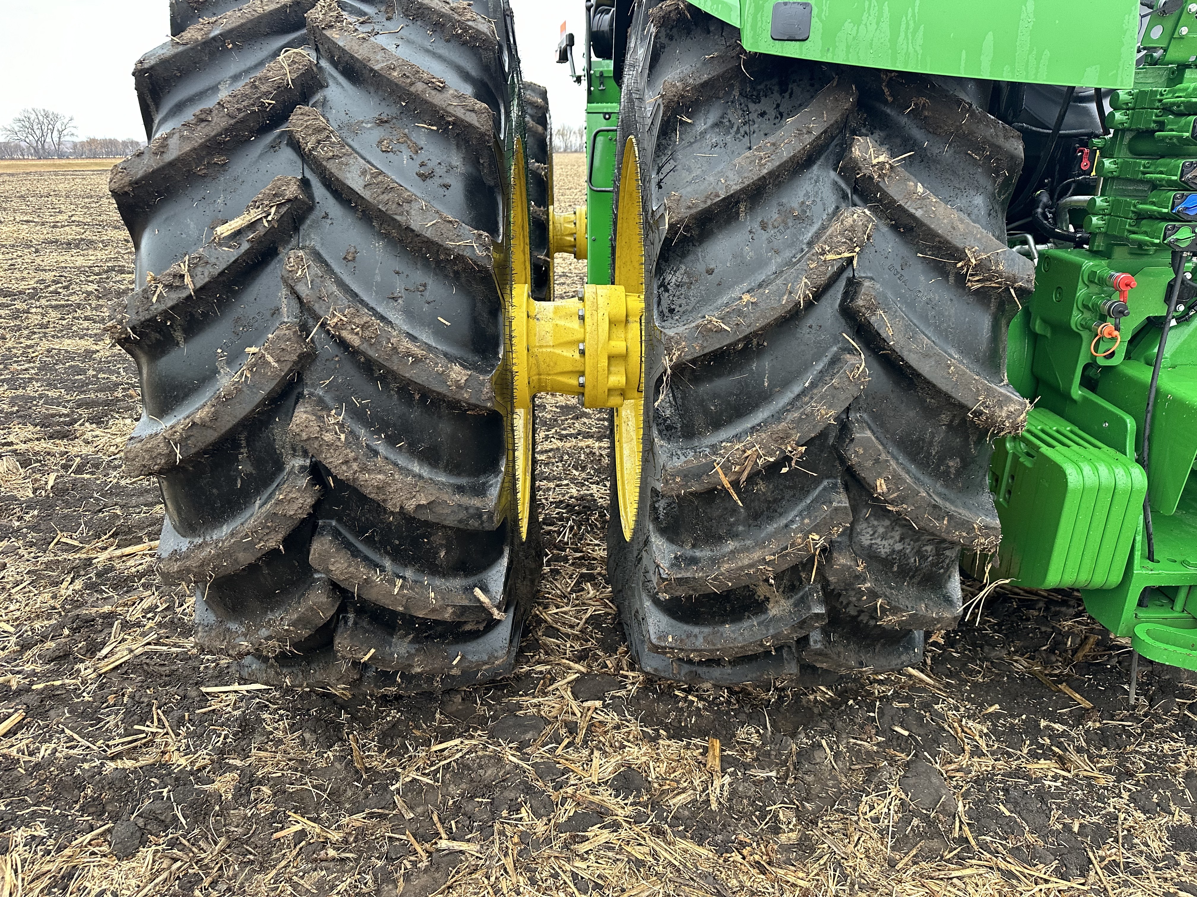 2023 John Deere 9R 640 Tractor