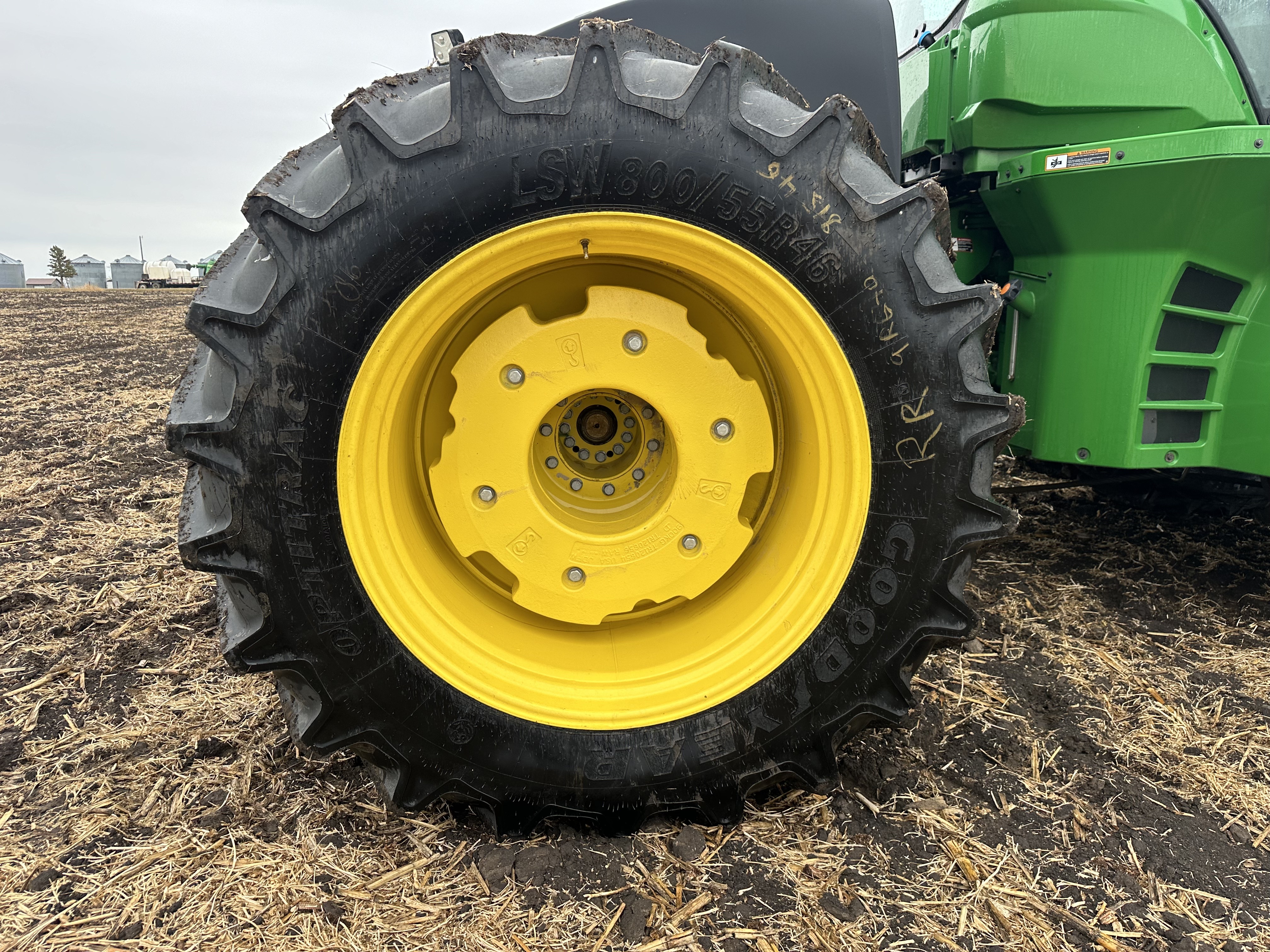 2023 John Deere 9R 640 Tractor