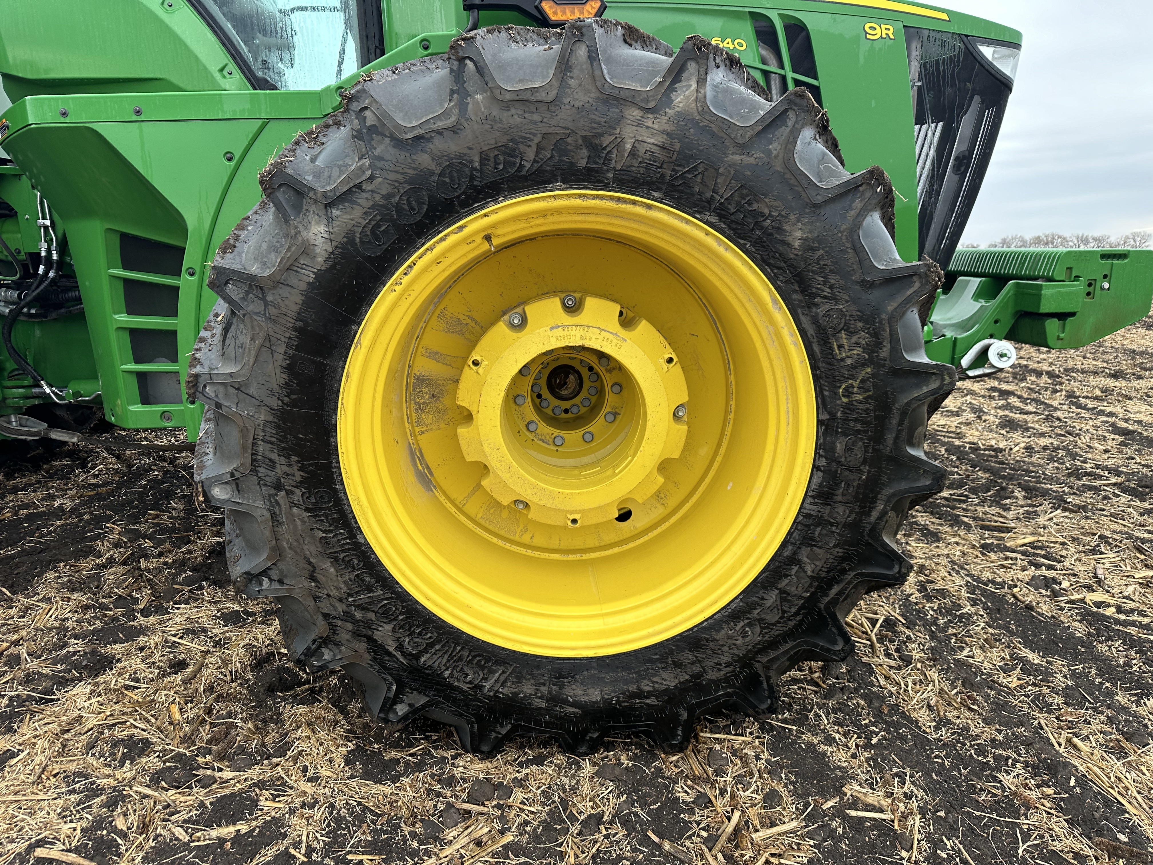 2023 John Deere 9R 640 Tractor