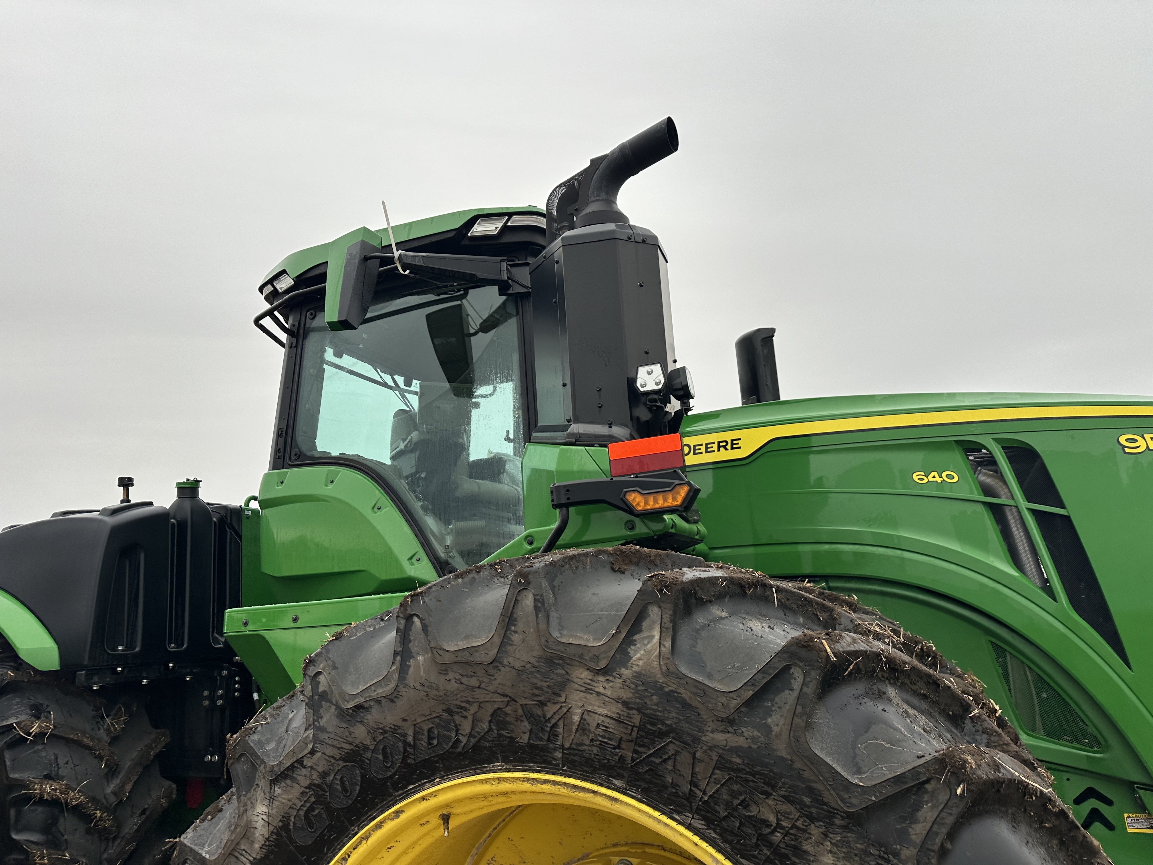 2023 John Deere 9R 640 Tractor