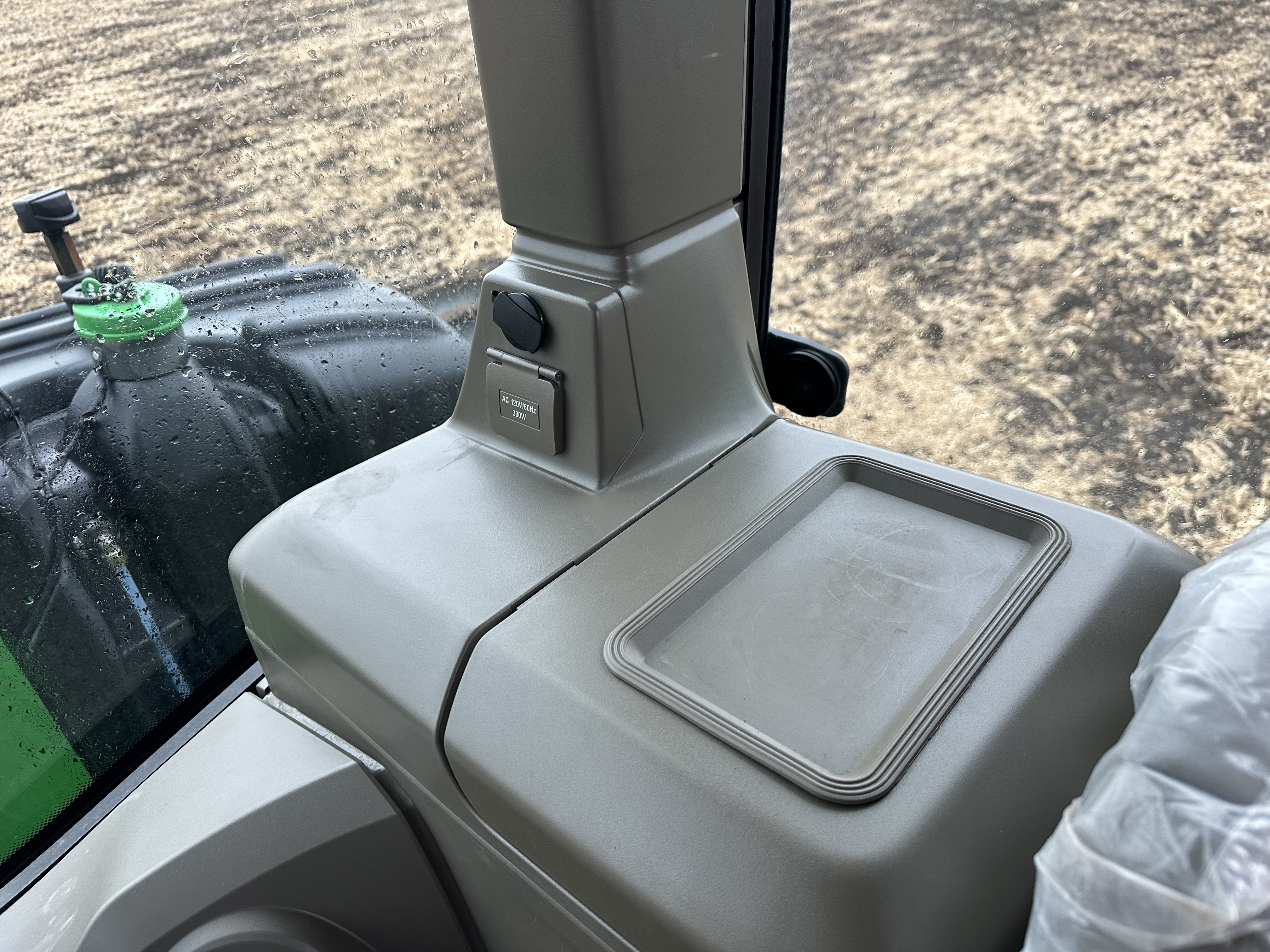 2023 John Deere 9R 640 Tractor