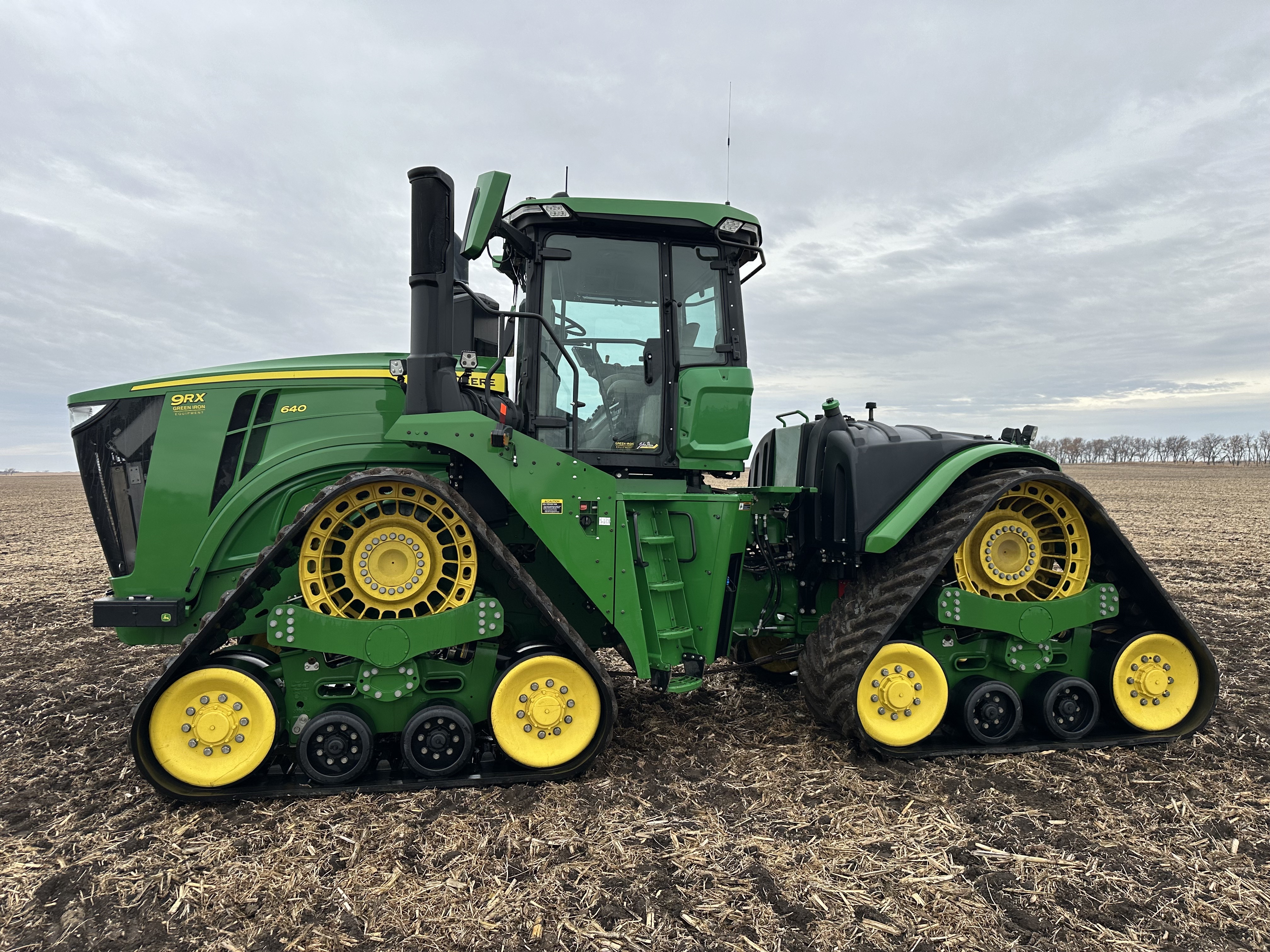 2022 John Deere 9RX 640 Tractor