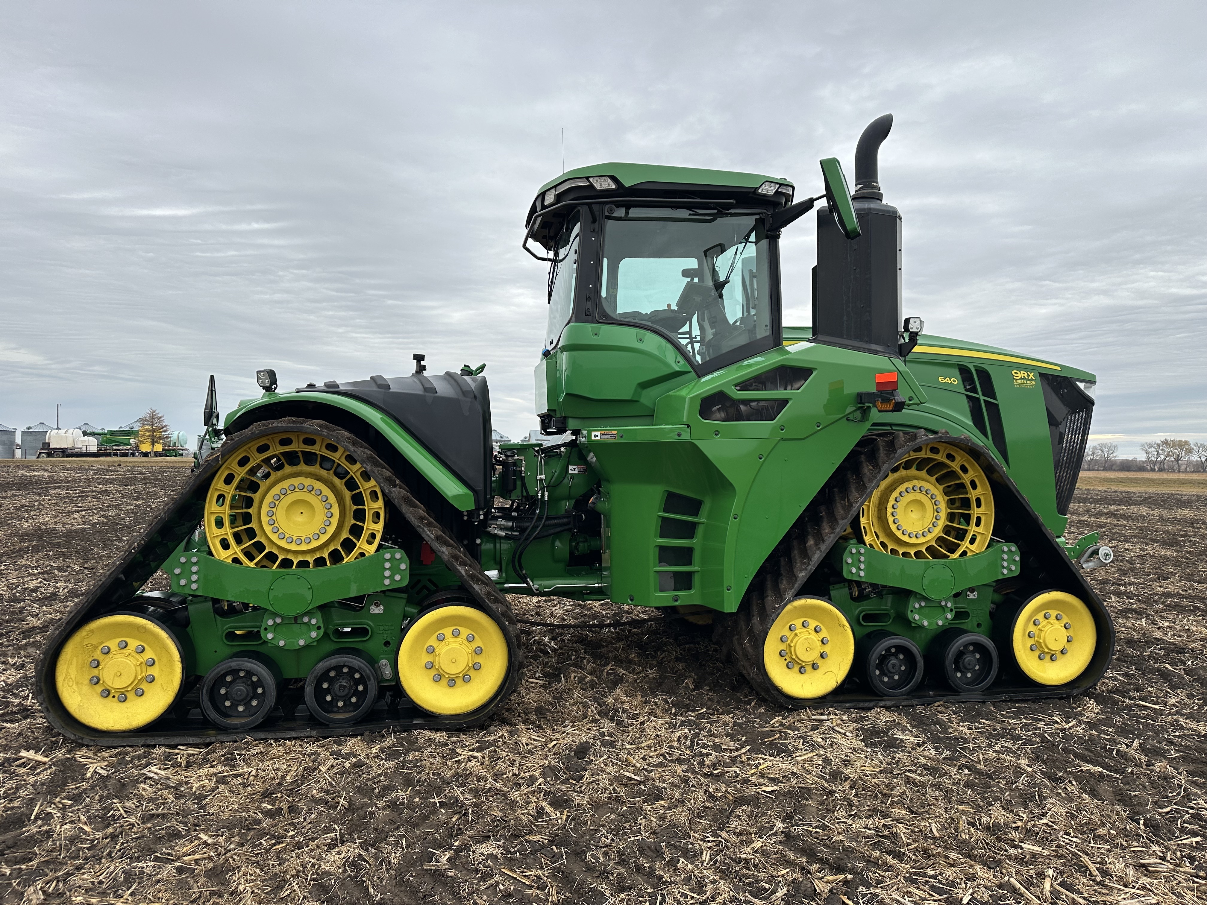 2022 John Deere 9RX 640 Tractor