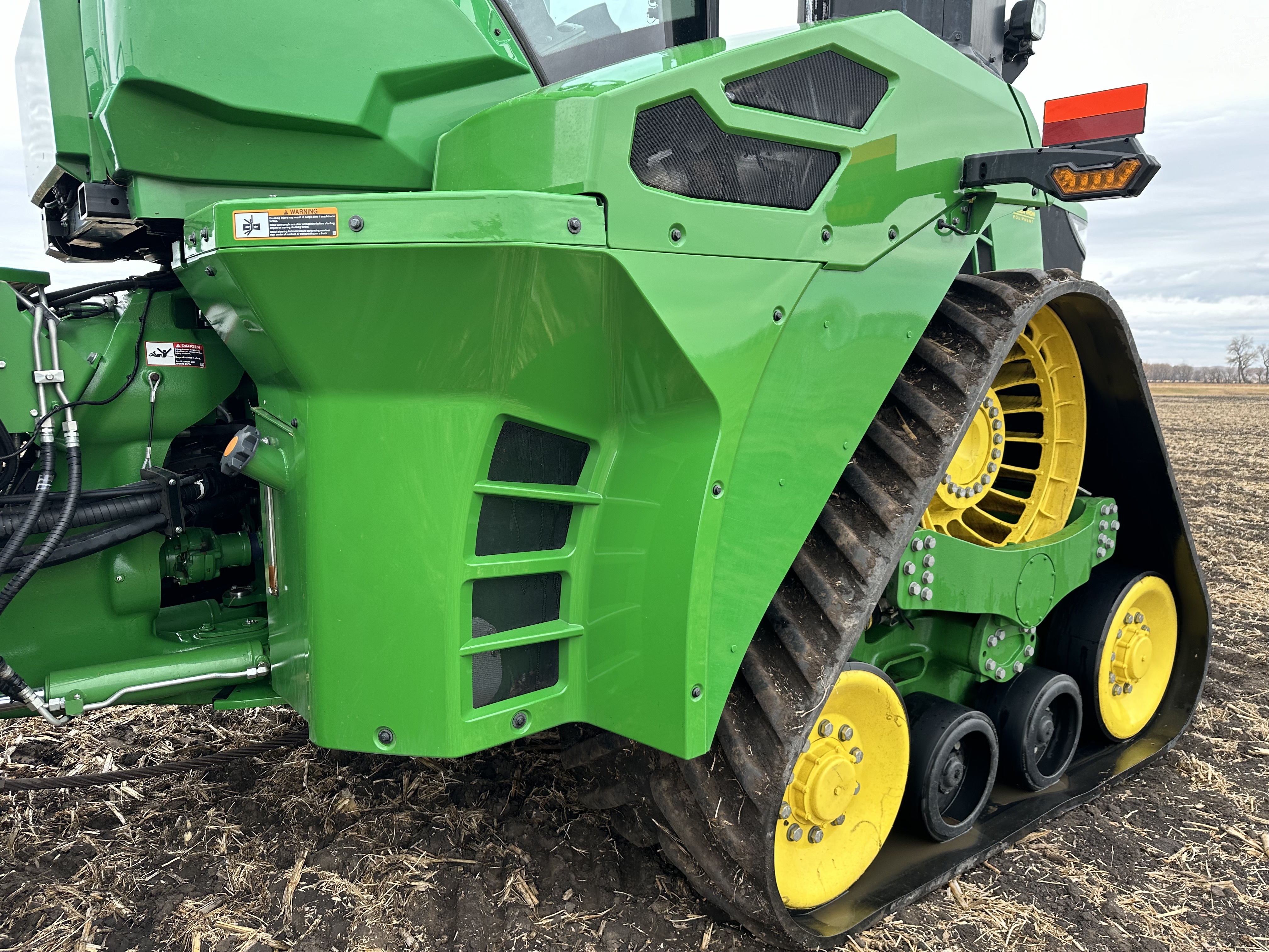 2022 John Deere 9RX 640 Tractor