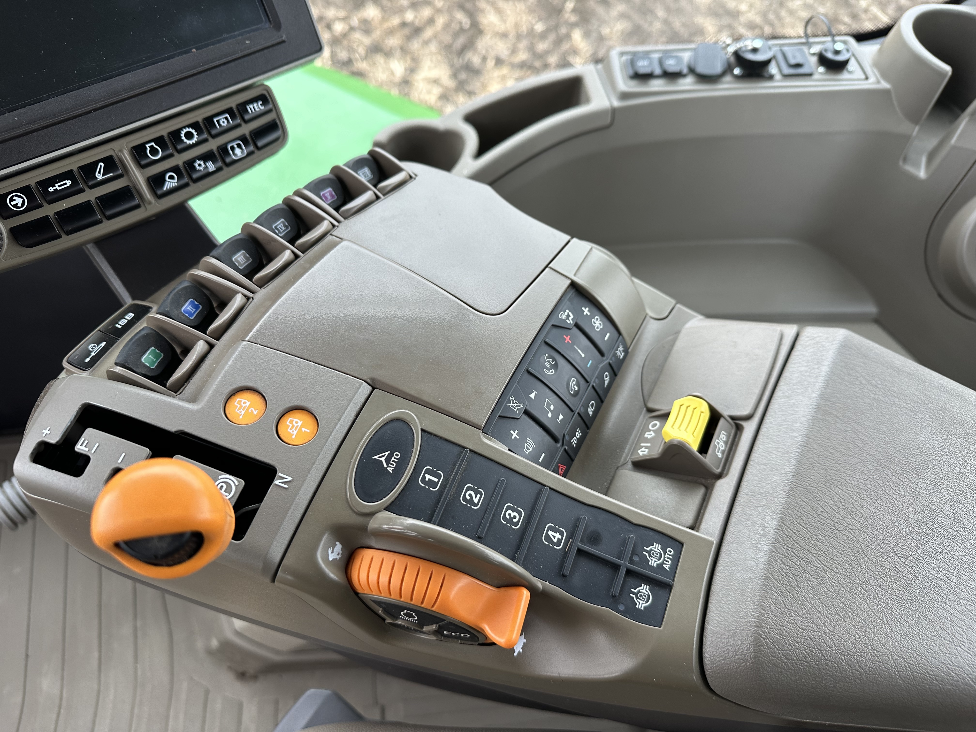 2022 John Deere 9RX 640 Tractor