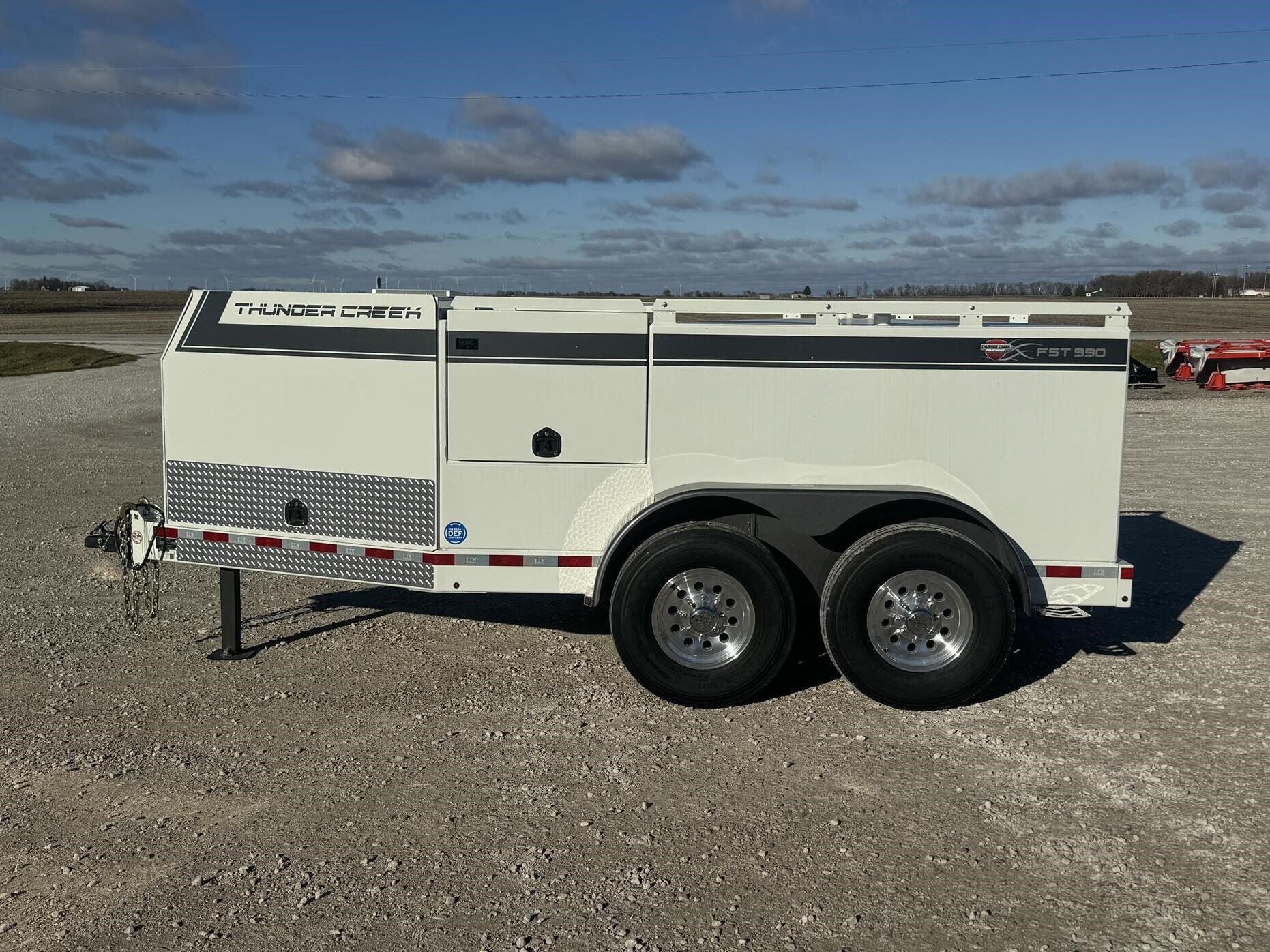 2025 Thunder Creek FST990 Fuel Trucks/Trailer
