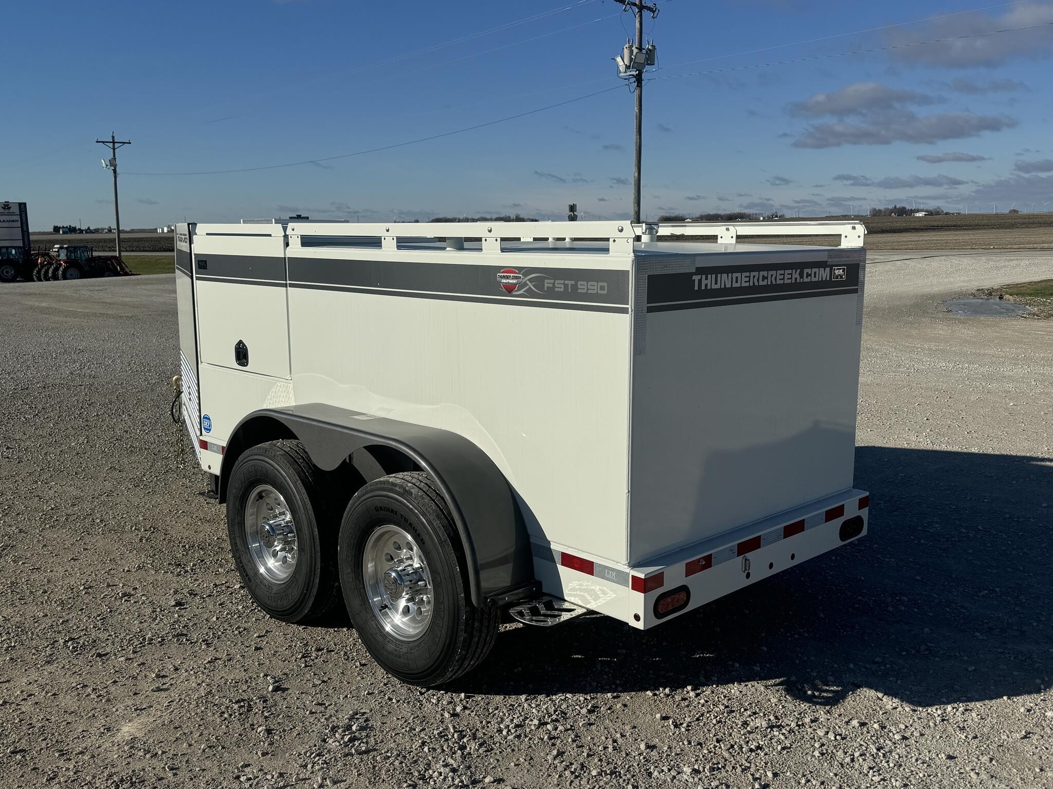 2025 Thunder Creek FST990 Fuel Trucks/Trailer