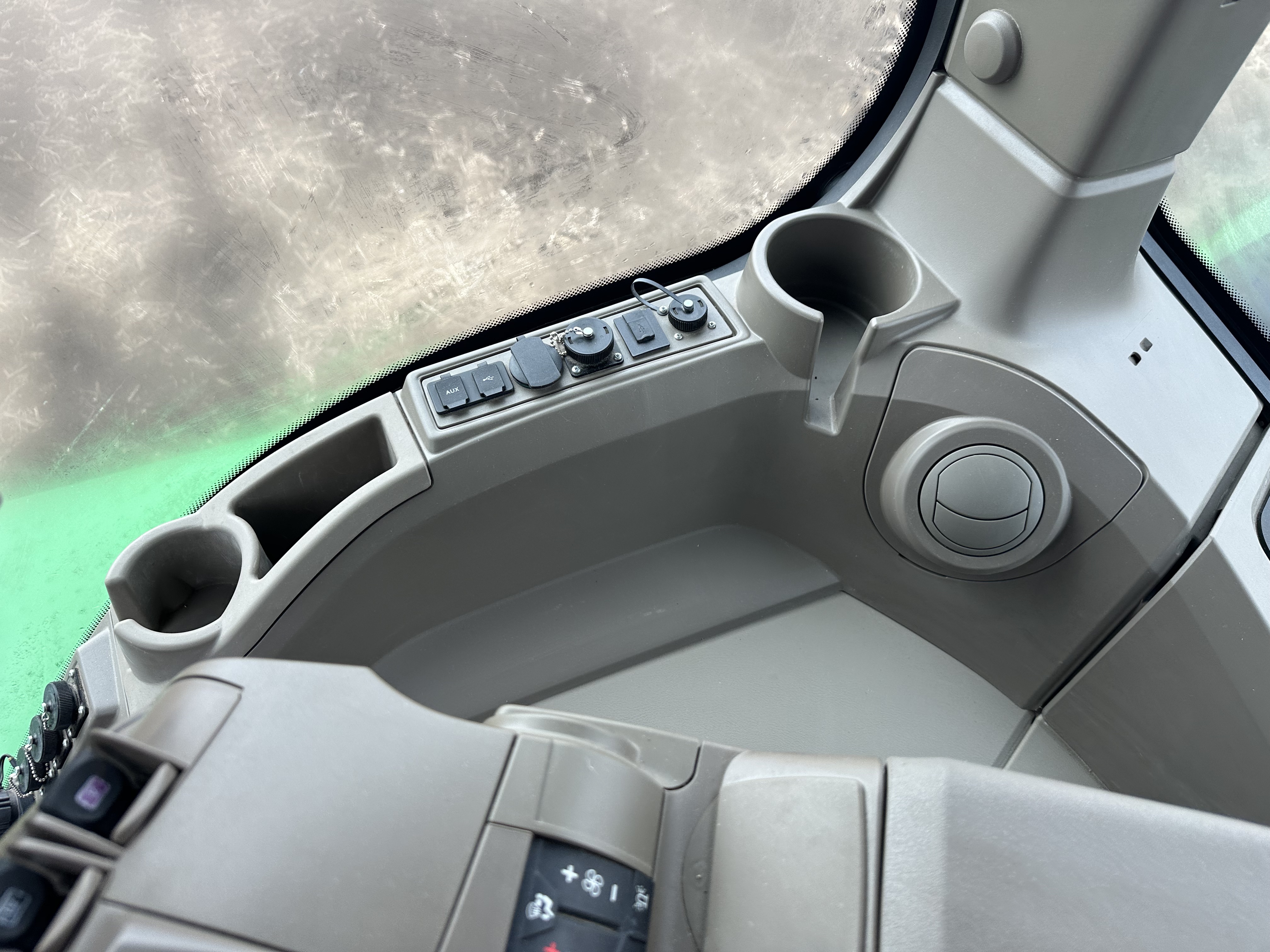 2022 John Deere 9RX 540 Tractor