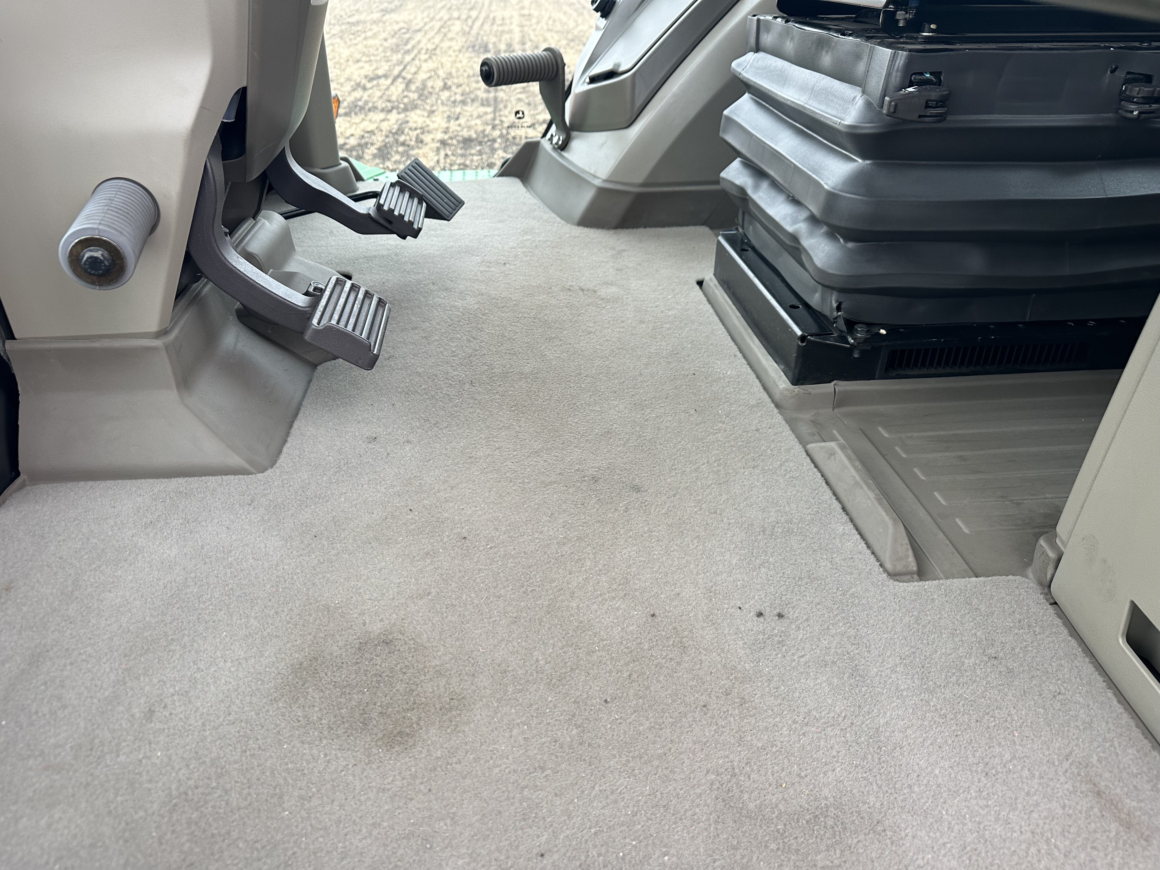 2023 John Deere 9RX 640 Tractor