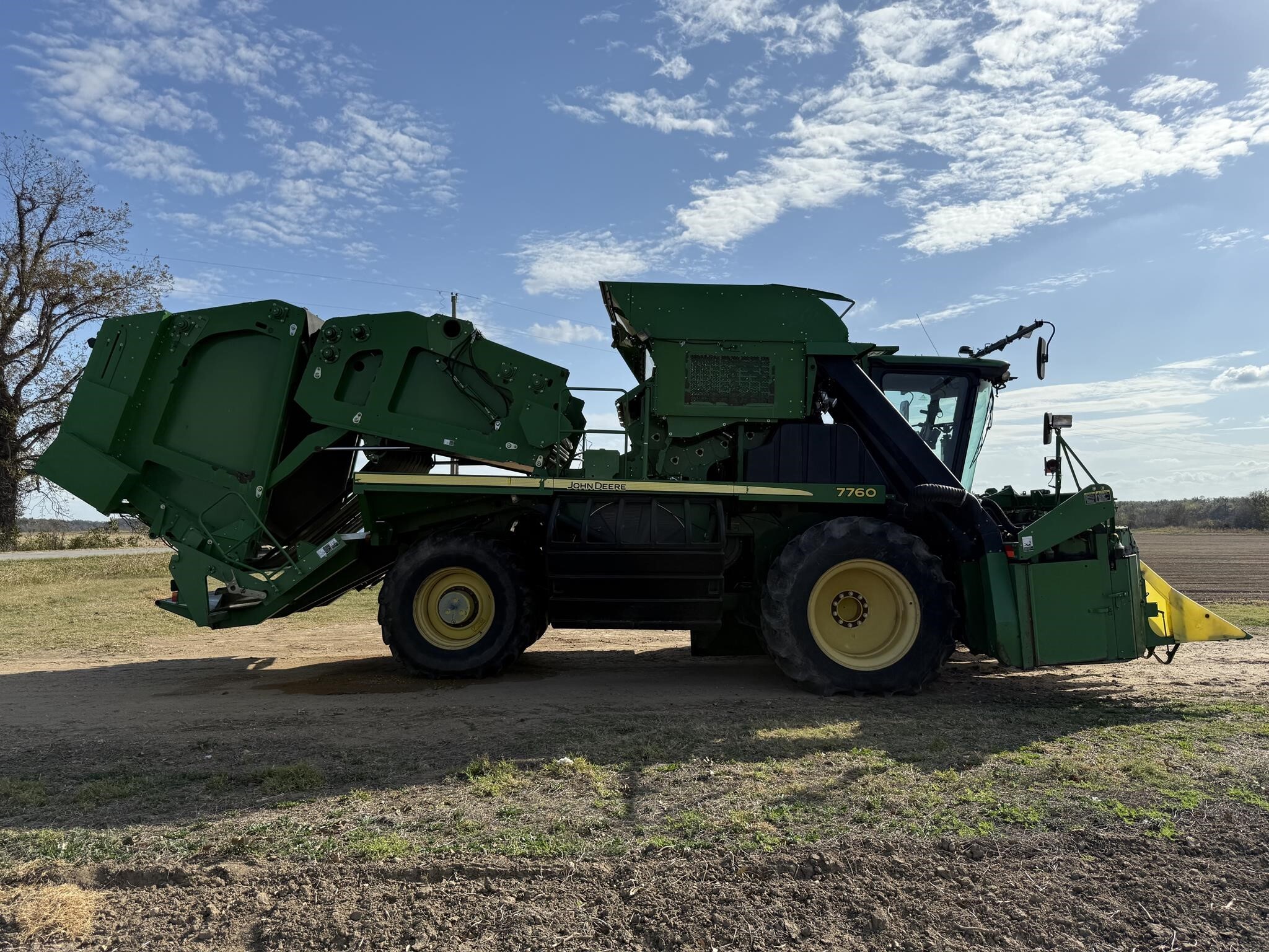 2012 John Deere 7760 Cotton Equipment