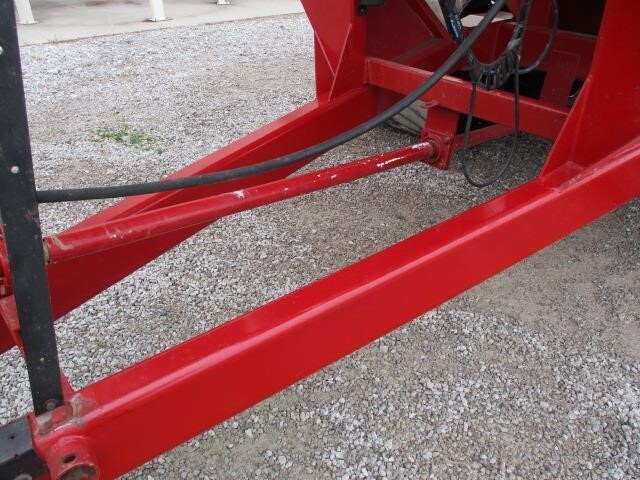 J&M 1150-20T Grain Cart