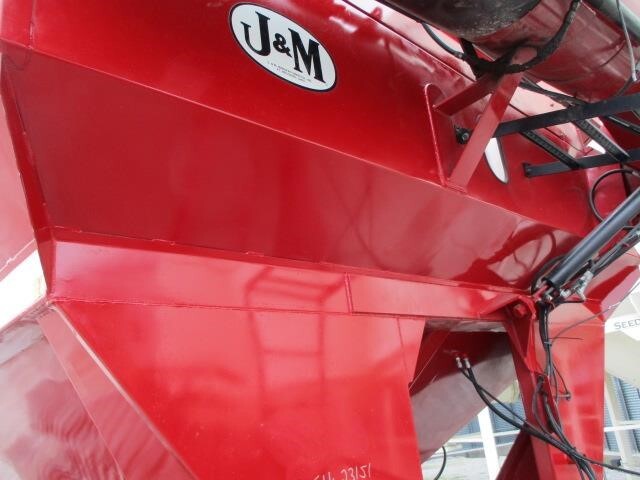  J&M 1150-20T Grain Cart