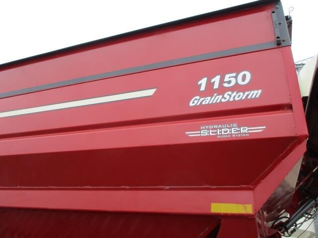  J&M 1150-20T Grain Cart