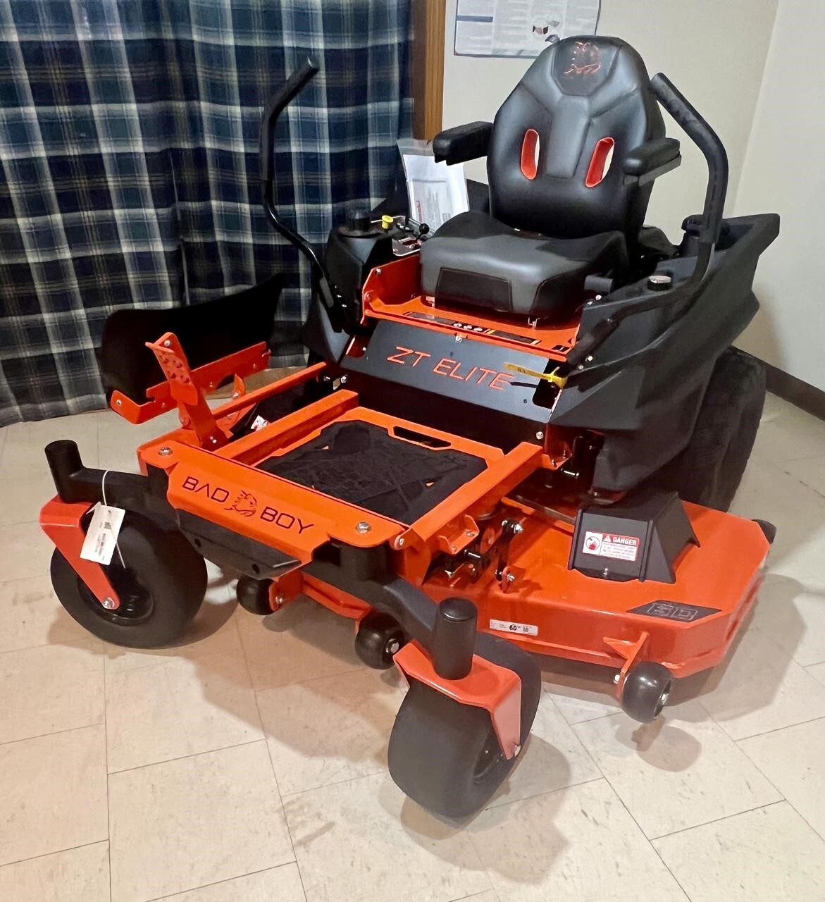 2025 Bad Boy ZT Elite 6000 Lawn Mower