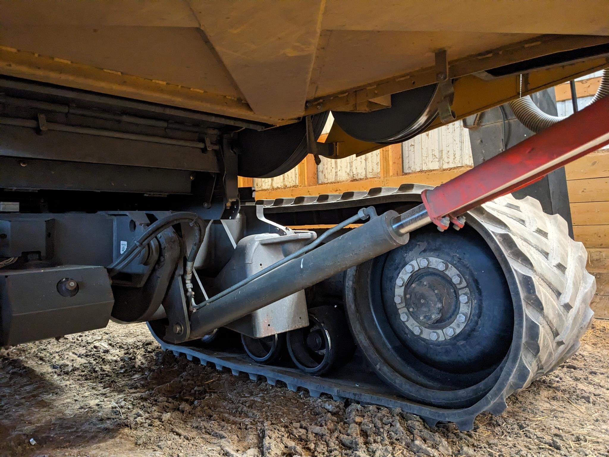 2011 Claas Lexion 740TT Combine