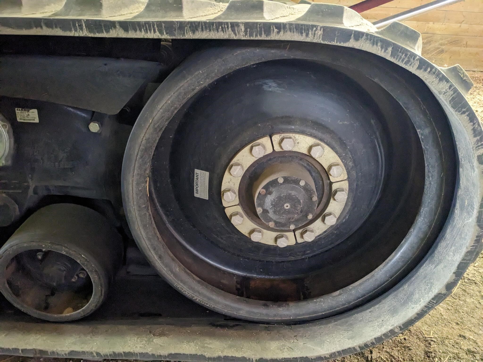 2011 Claas Lexion 740TT Combine