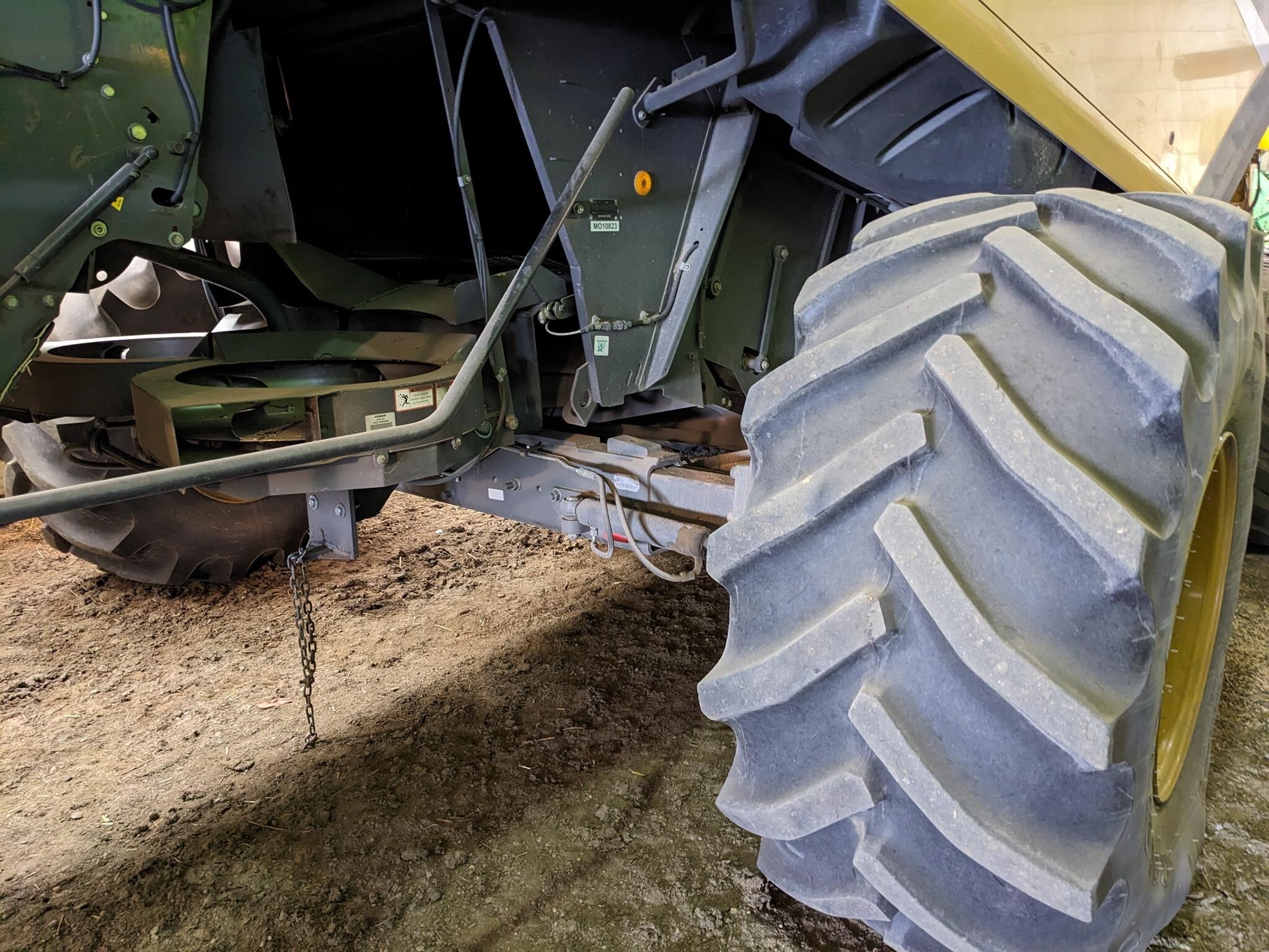 2011 Claas Lexion 740TT Combine