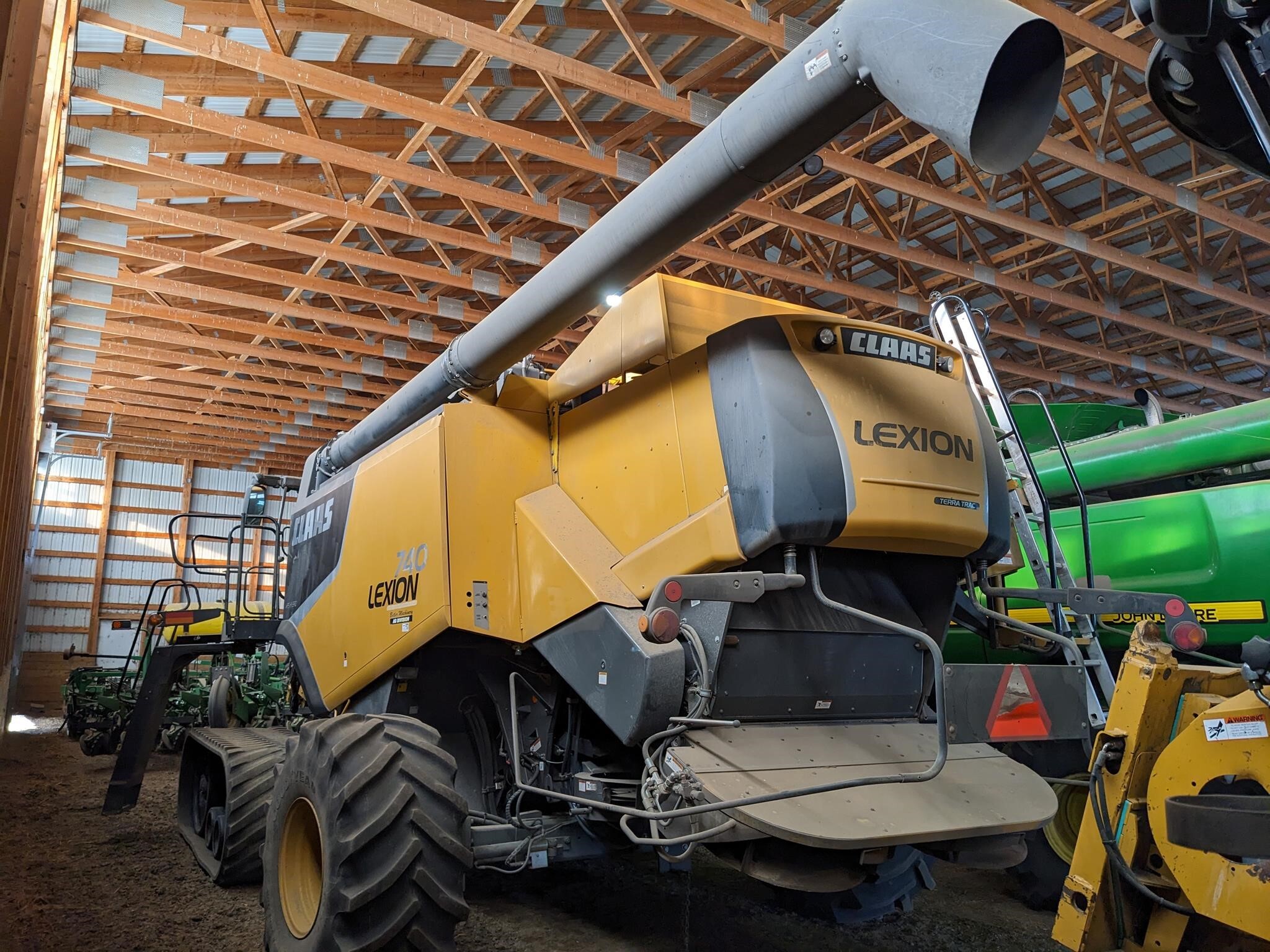 2011 Claas Lexion 740TT Combine