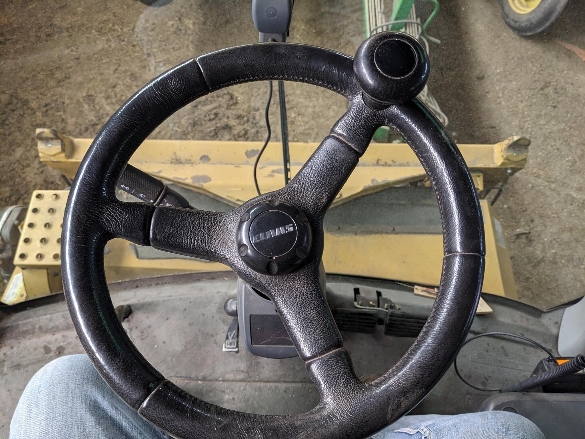 2011 Claas Lexion 740TT Combine