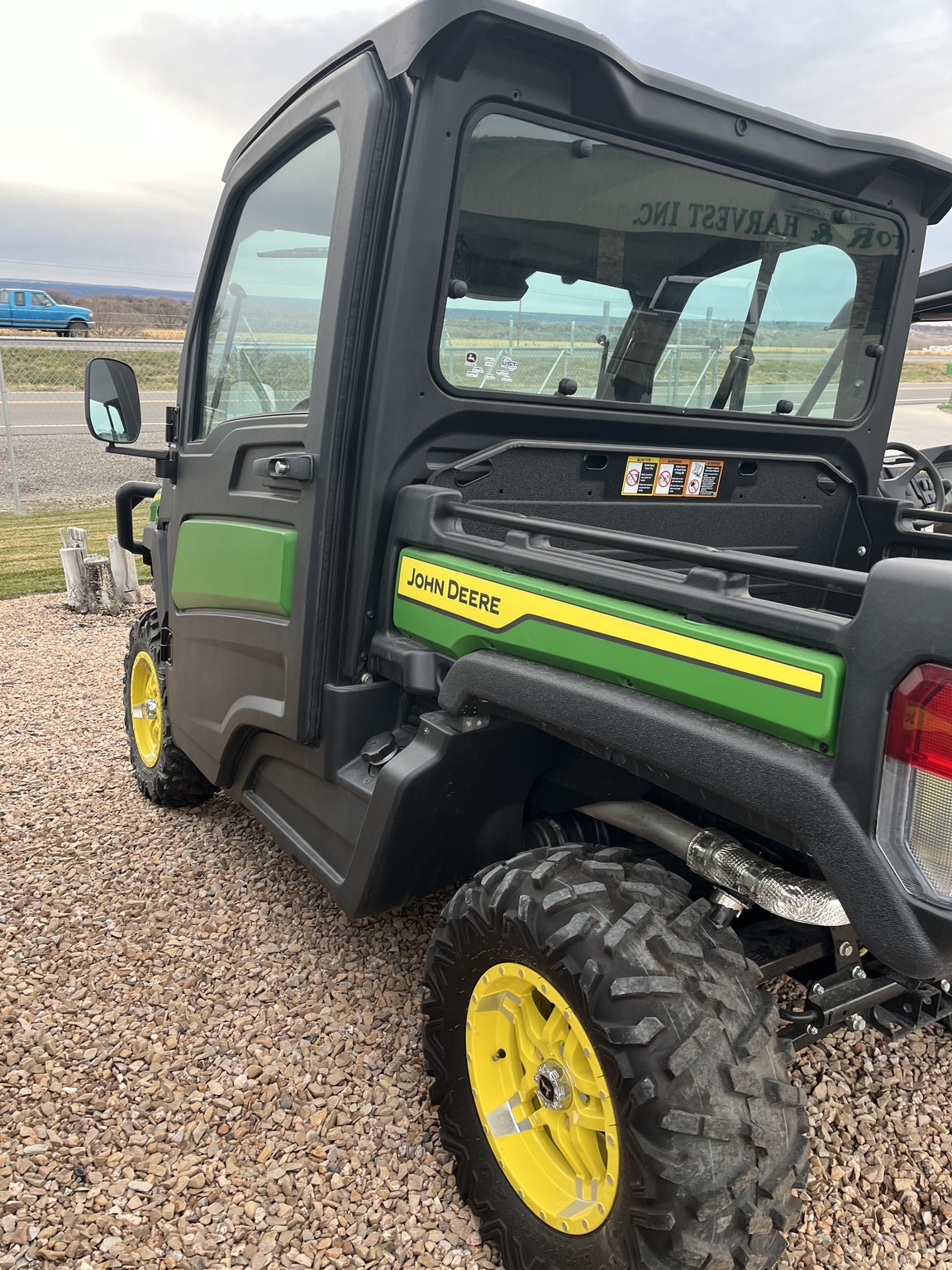 2024 John Deere XUV 835M ATVs and Utility Vehicle