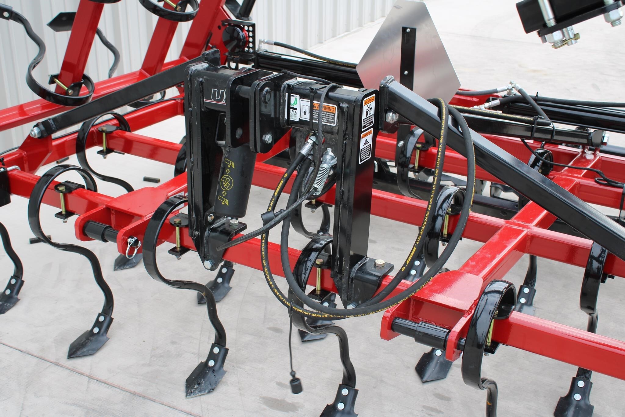 2025 Unverferth Perfecta 12 Field Cultivator