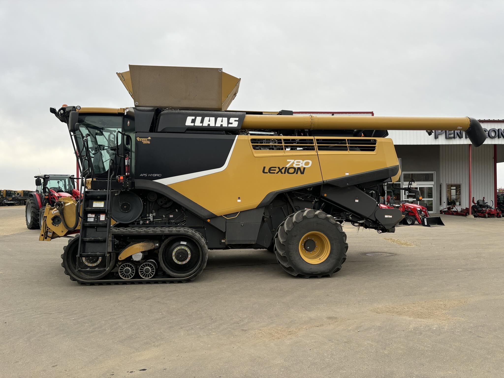 2017 Claas Lexion 780TT Combine