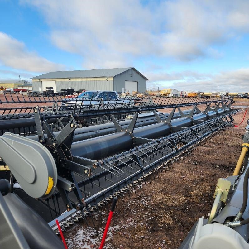 2013 Gleaner 9250 Platform
