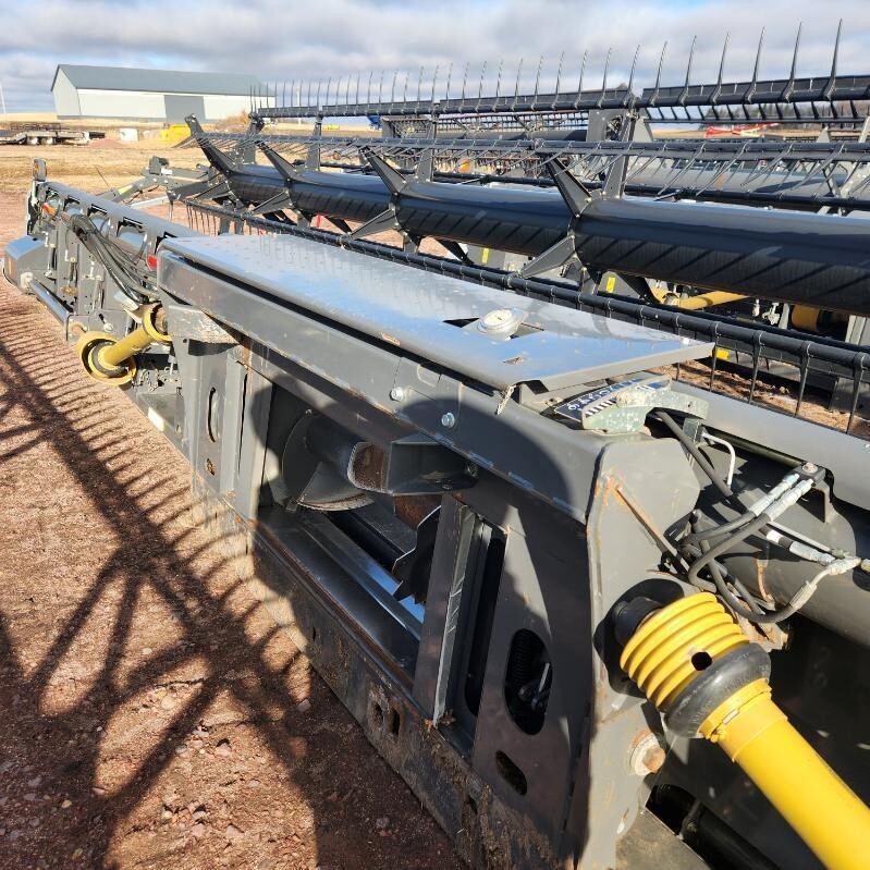 2013 Gleaner 9250 Platform