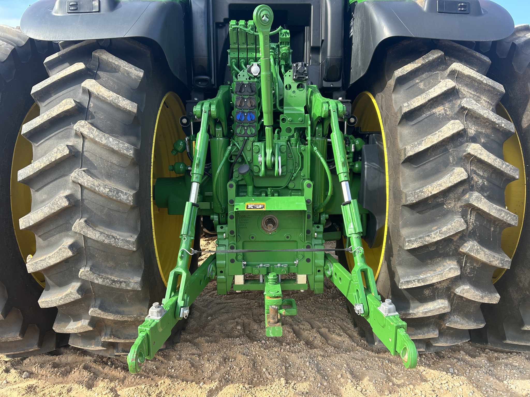 2022 John Deere 6R 250 Tractor